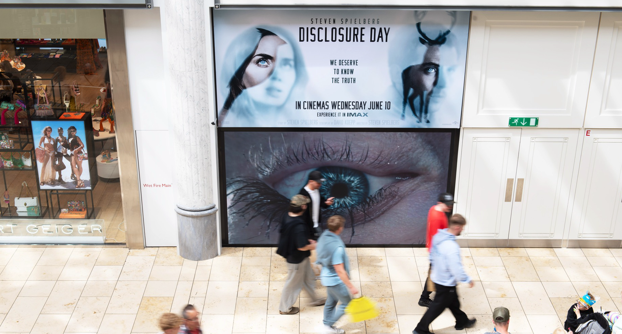 limited-space-ooh-dooh-universal-disclosure-day-orbit-6.png