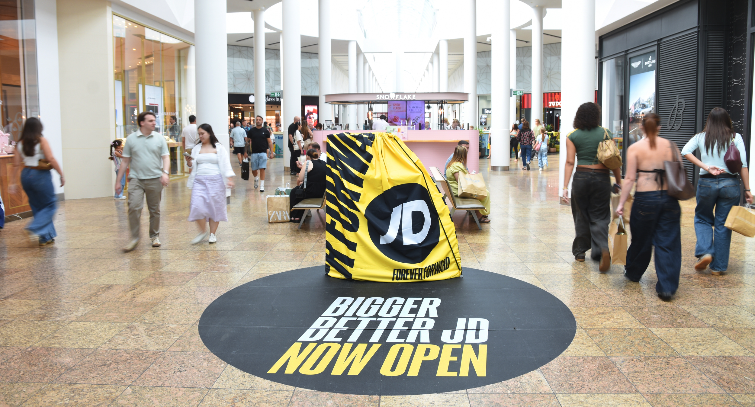 limited-space-ooh-jd-meadowhall-9.png