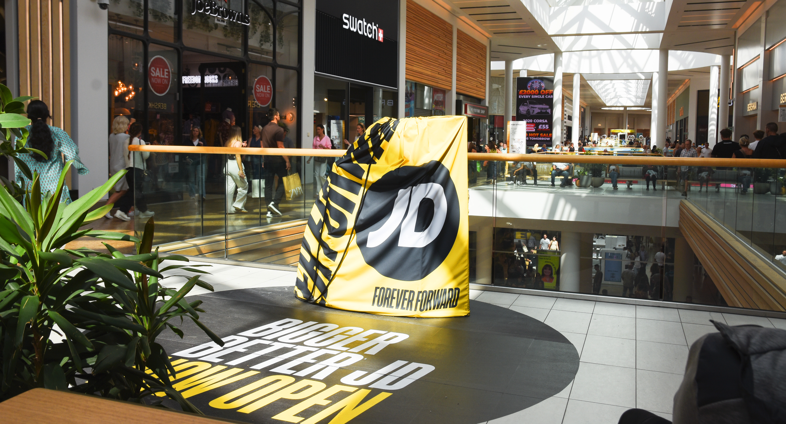 limited-space-ooh-jd-meadowhall-13.png