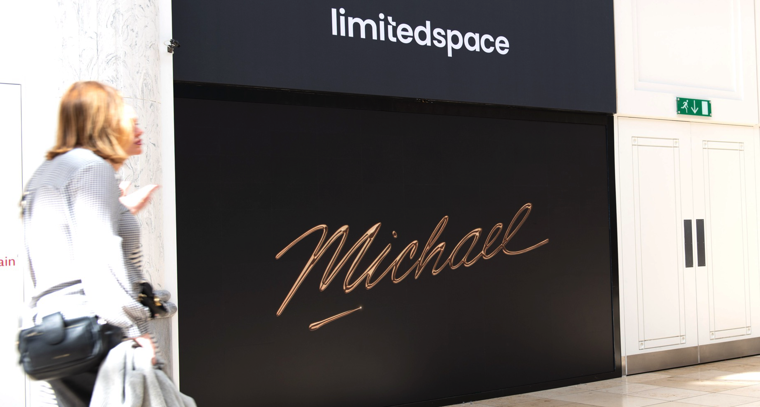 limited-space-ooh-universal-michael-jackson-orbit-dooh-2.png