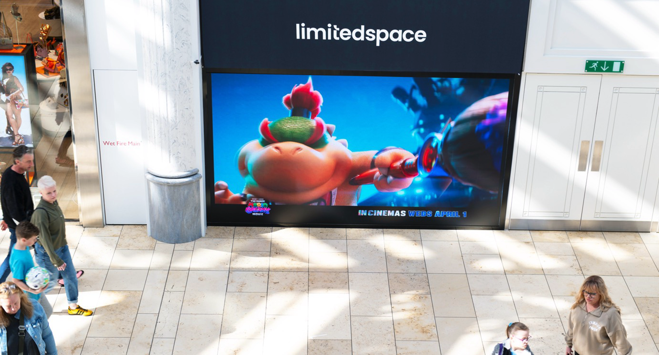 limited-space-ooh-dooh-orbit-super-mario-galaxy-13.png