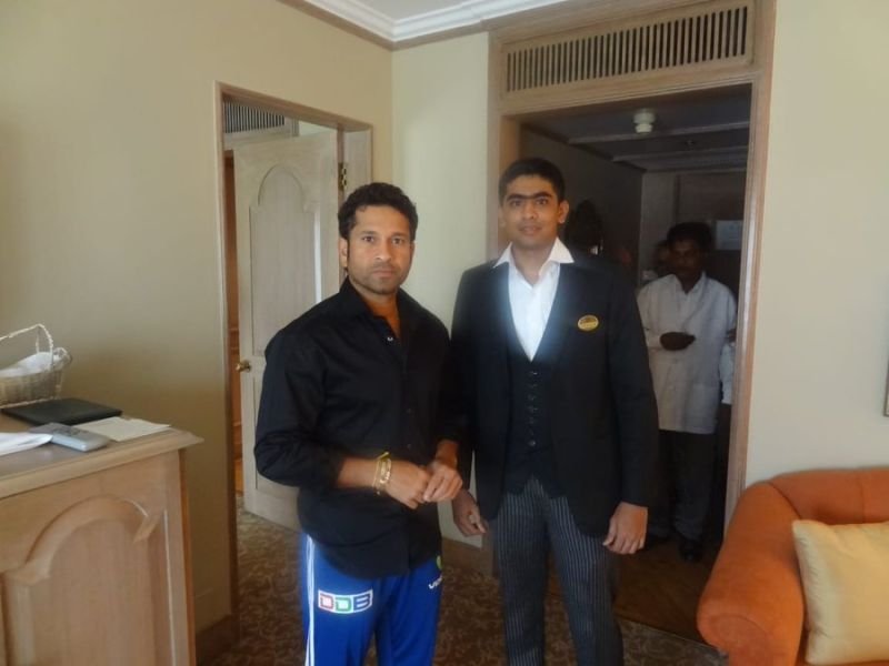 The story of a hotel staff who gave batting advice to the great Sachin Tendulkar - Cricket legend. Leadership lessons from Sachin. you don’t want to learn the hard way.