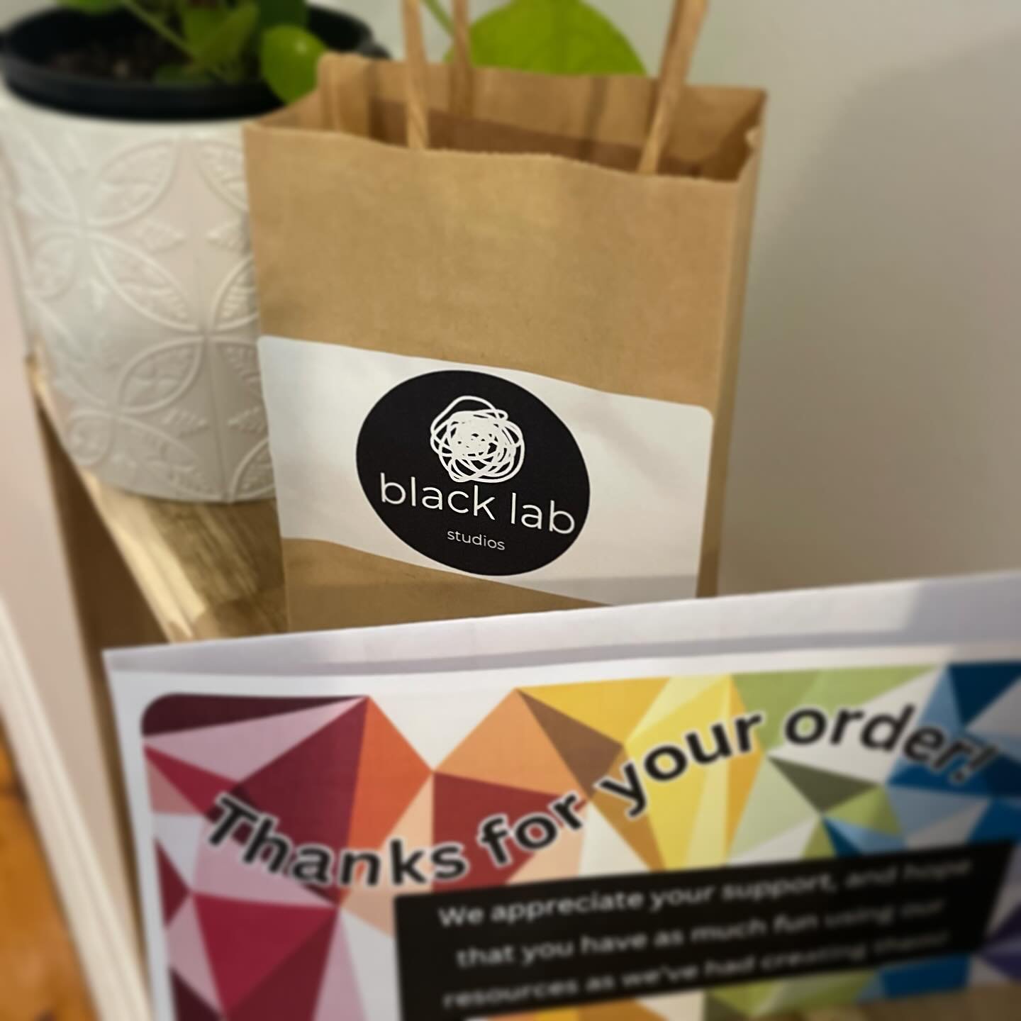 Here’s one of our orders ready to go out - hand-delivered 🚐📦this one (Geelong area) to make sure it arrived in time for Christmas! 🎄🎁
#blacklabstudios #knowmoresmalltalk #therapyresources
