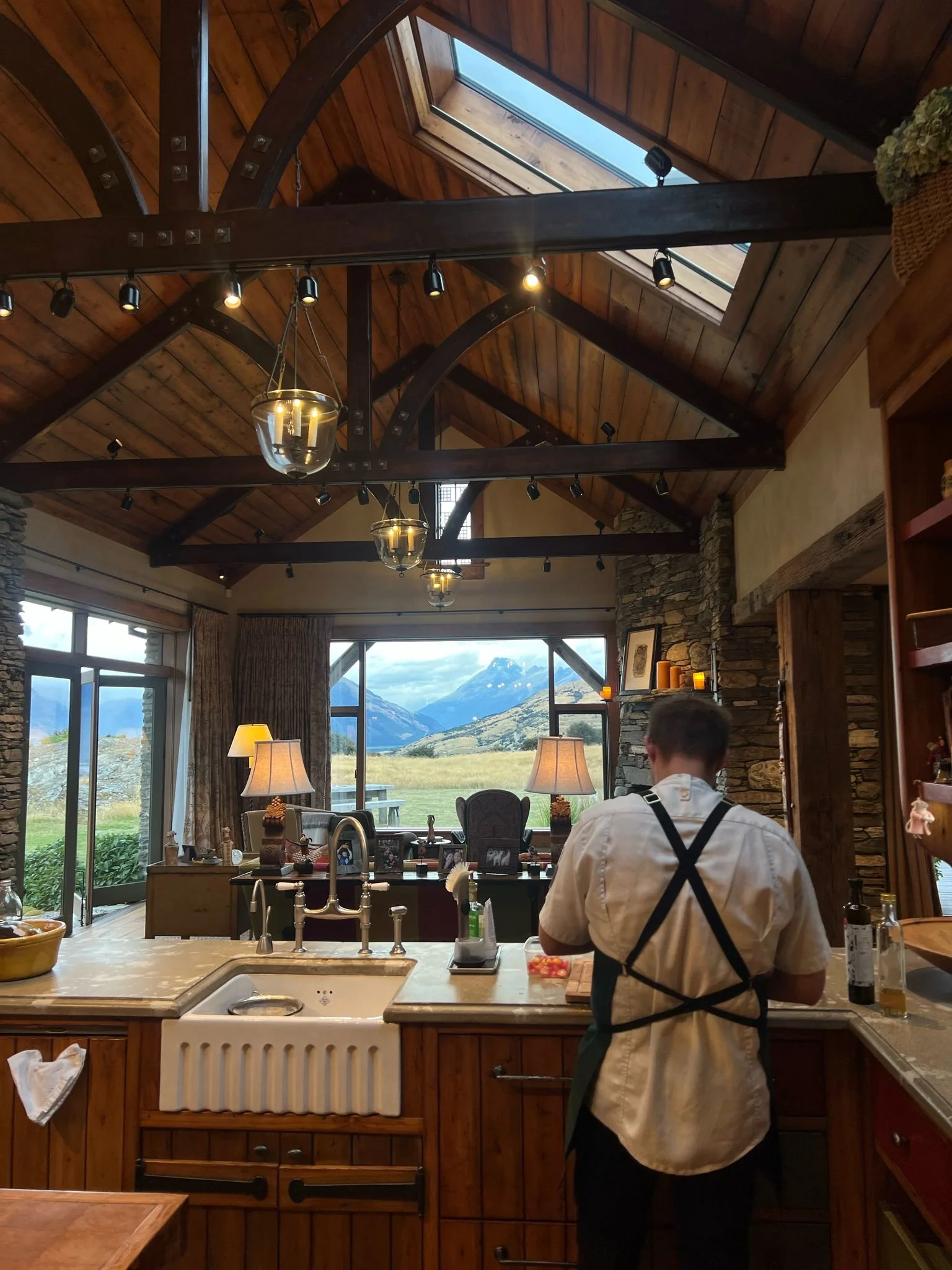 Private Chef Queenstown Villa, An Evening with Milton Dining