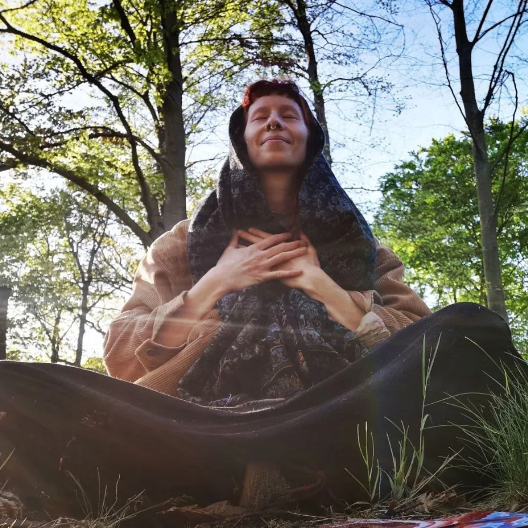 f Design ohne Titel (7).jpg