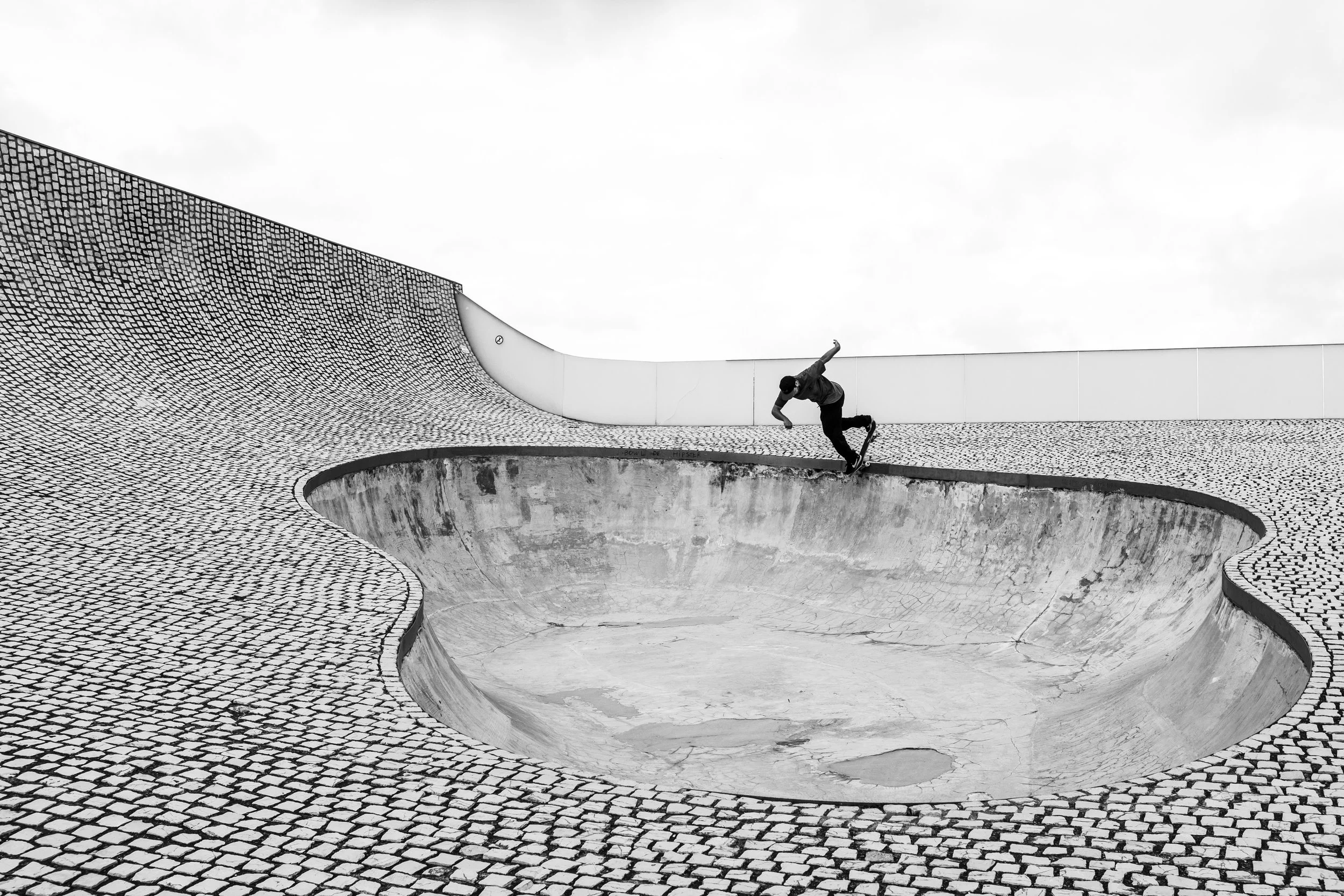 Simmi Backside Disaster Biaritz.jpg