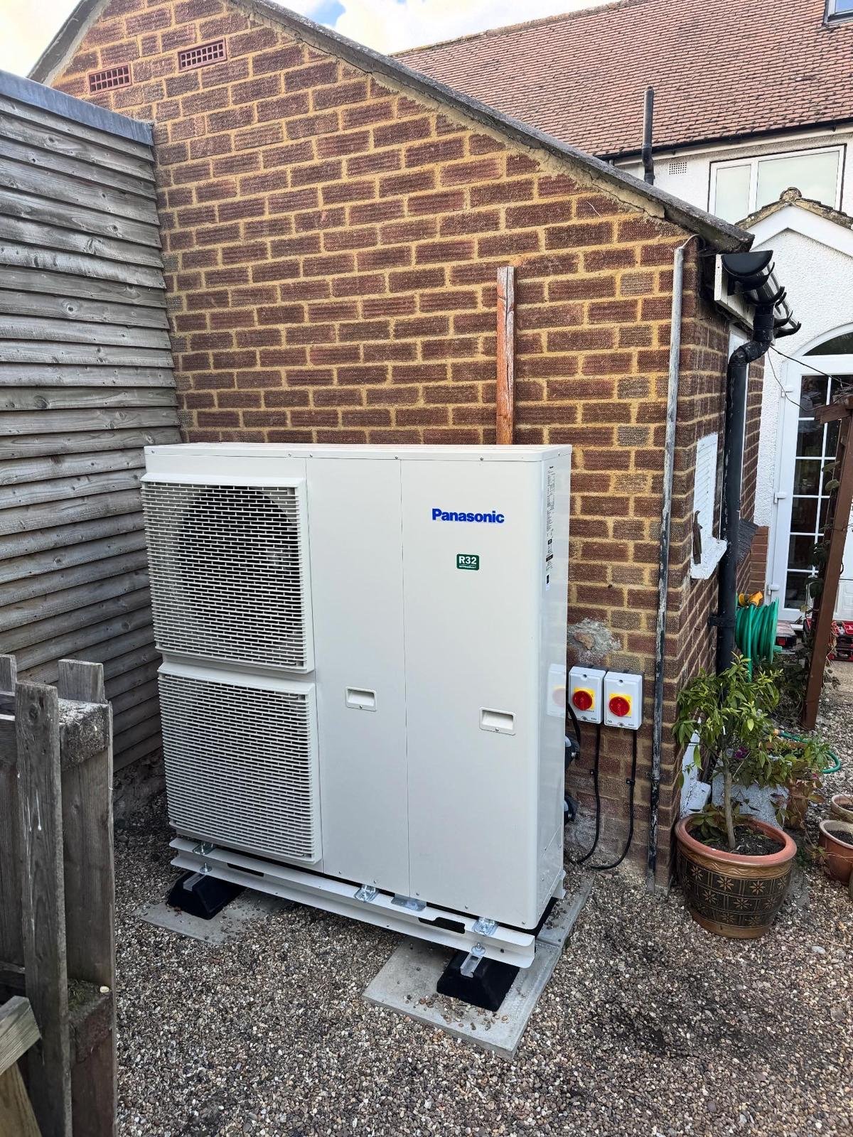 air source heat pump installation kent electrician renewable energy