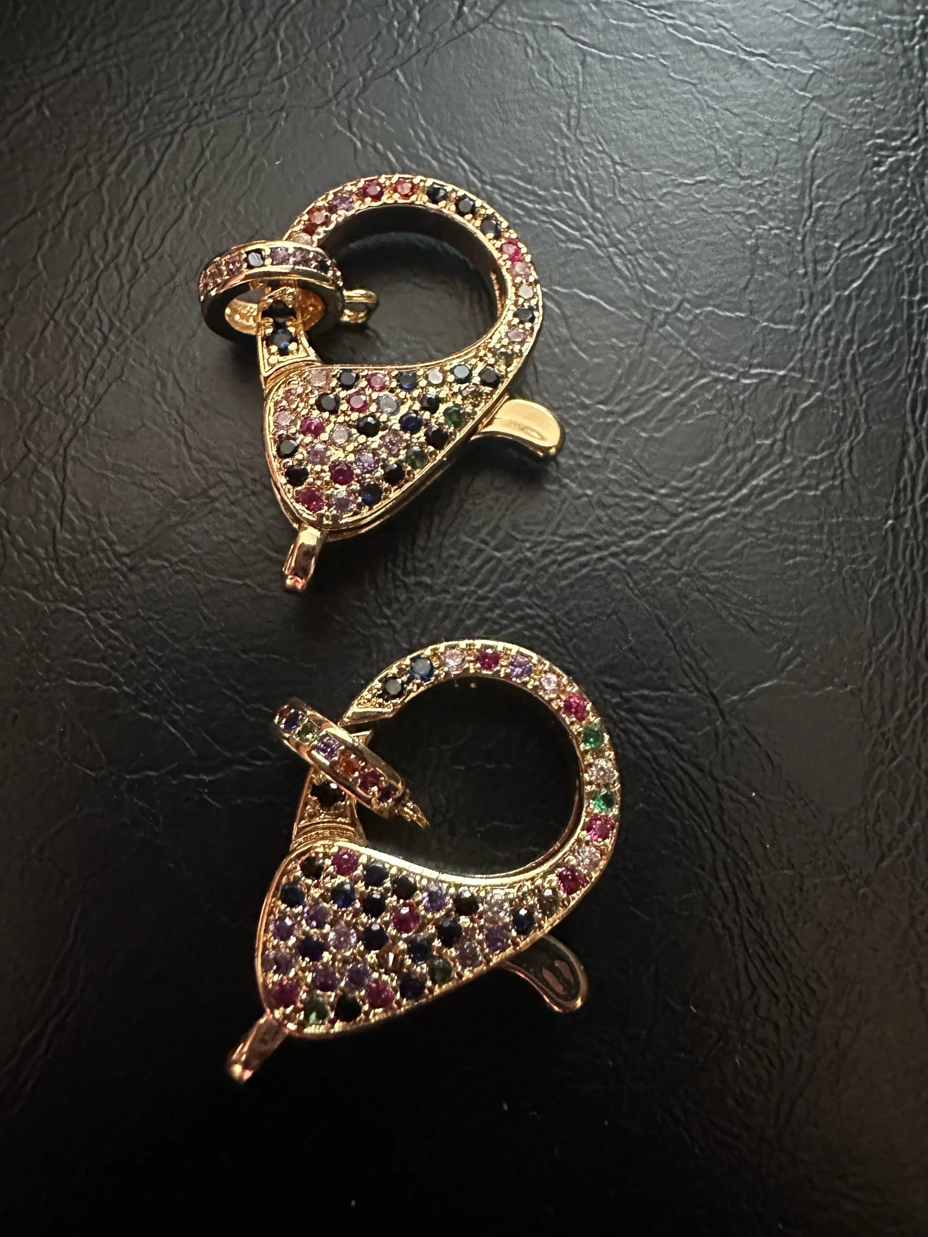 MULTI COLOR CLOSURE(COIN BARR)