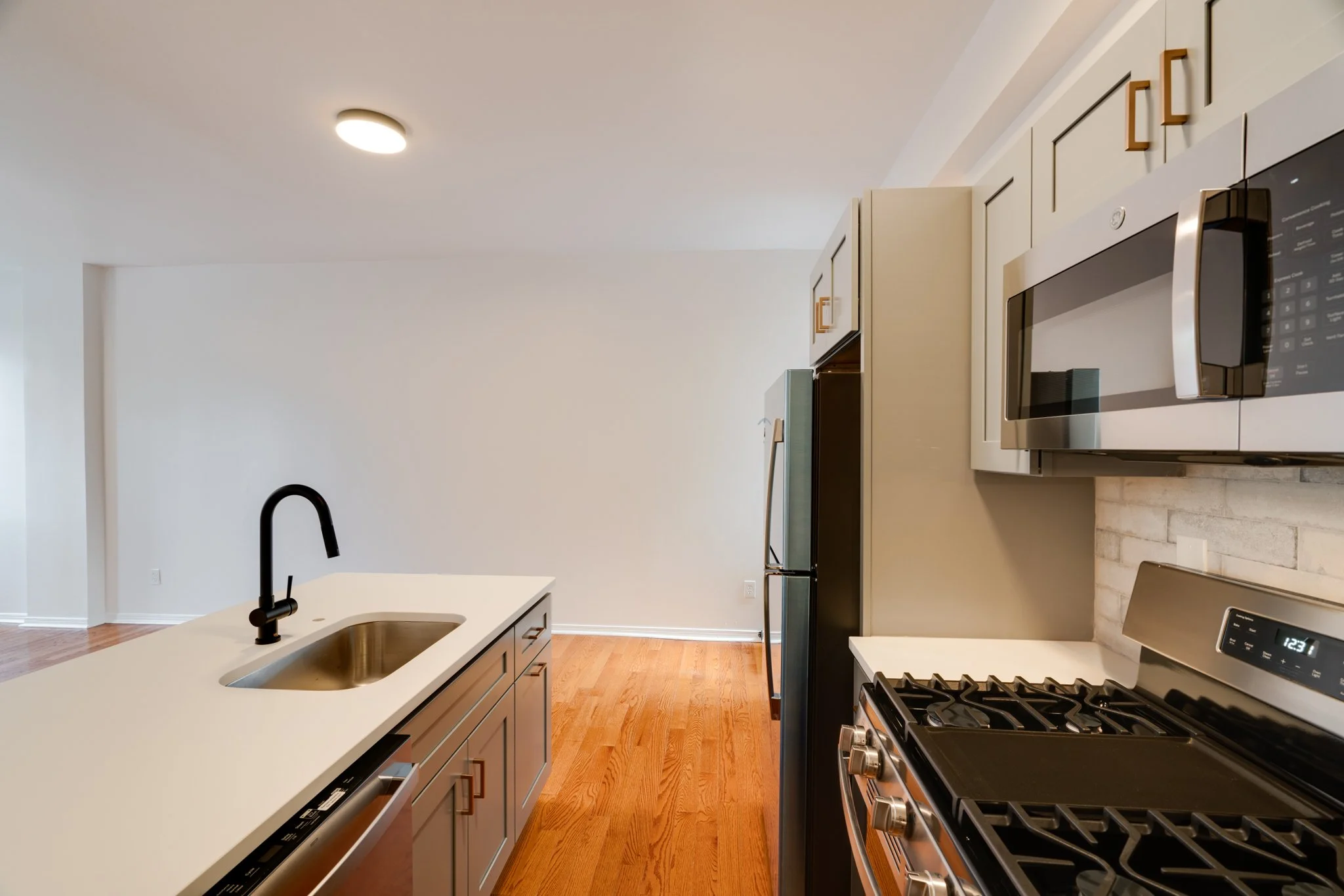 153 Shurs Lane-8.jpg