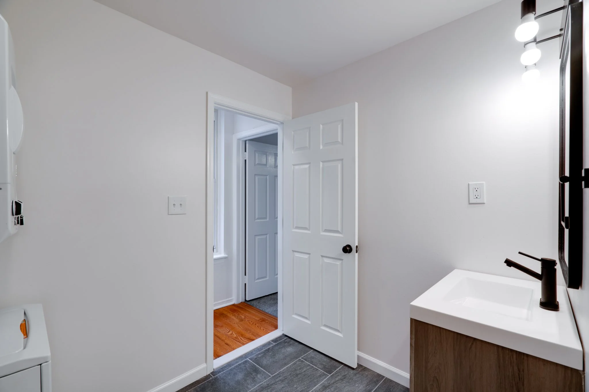 153 Shurs Lane-15.jpg