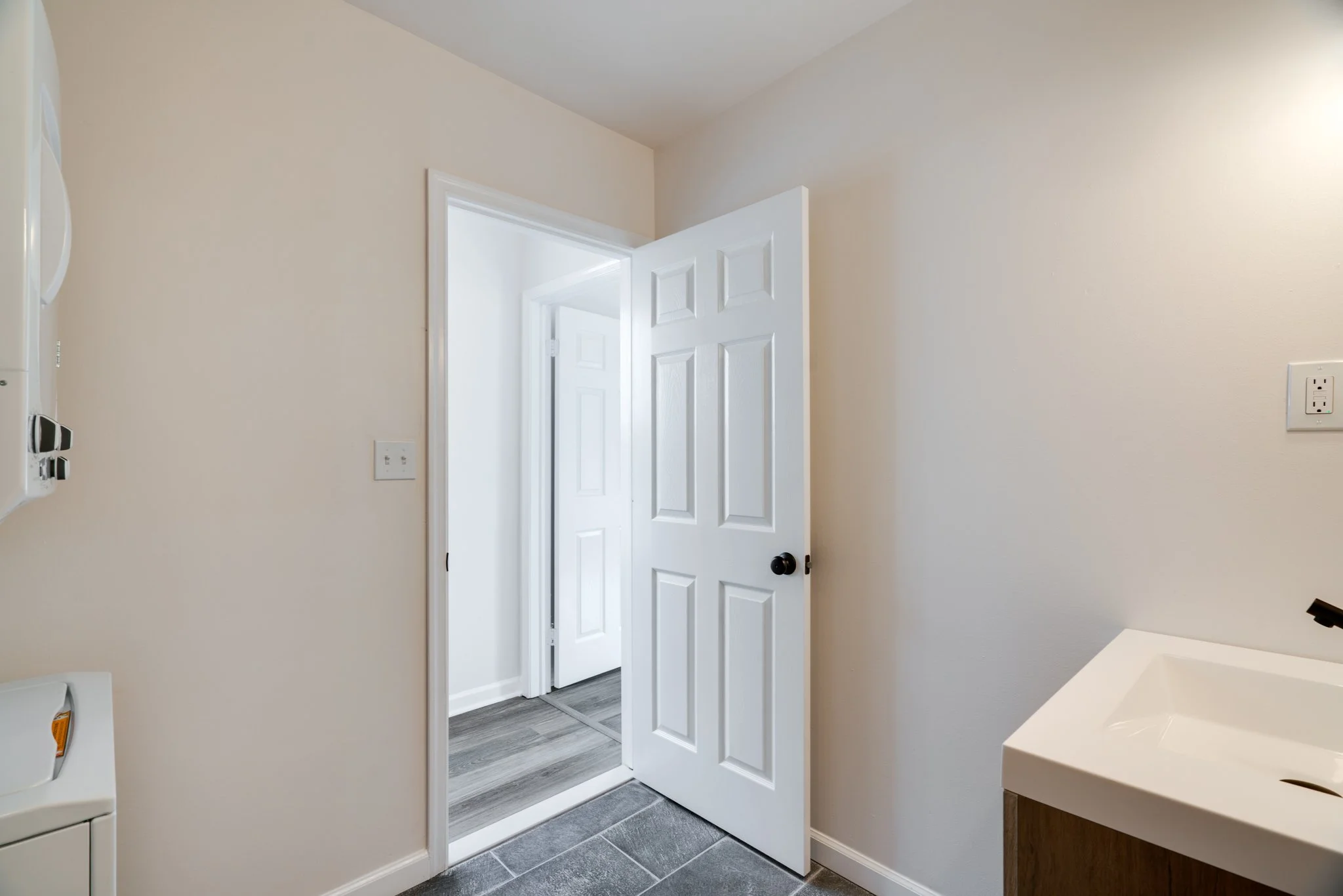 153 Shurs Lane-28.jpg