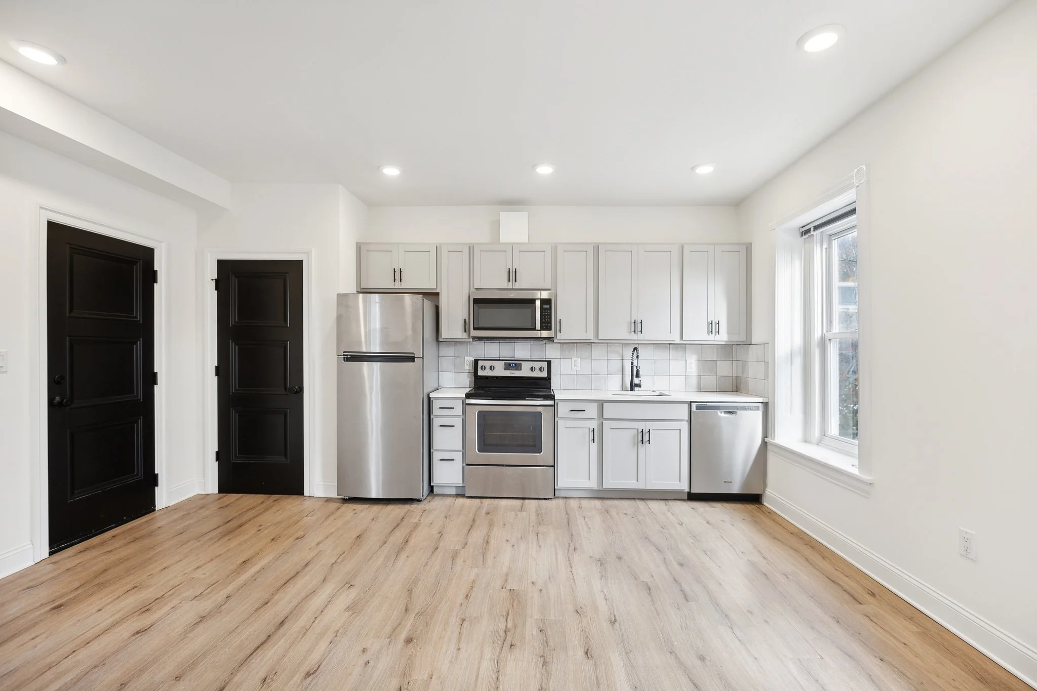 125_Sumac_St_Philadelphia_PA_19128_USA-Kitchen-DSC08991.jpg