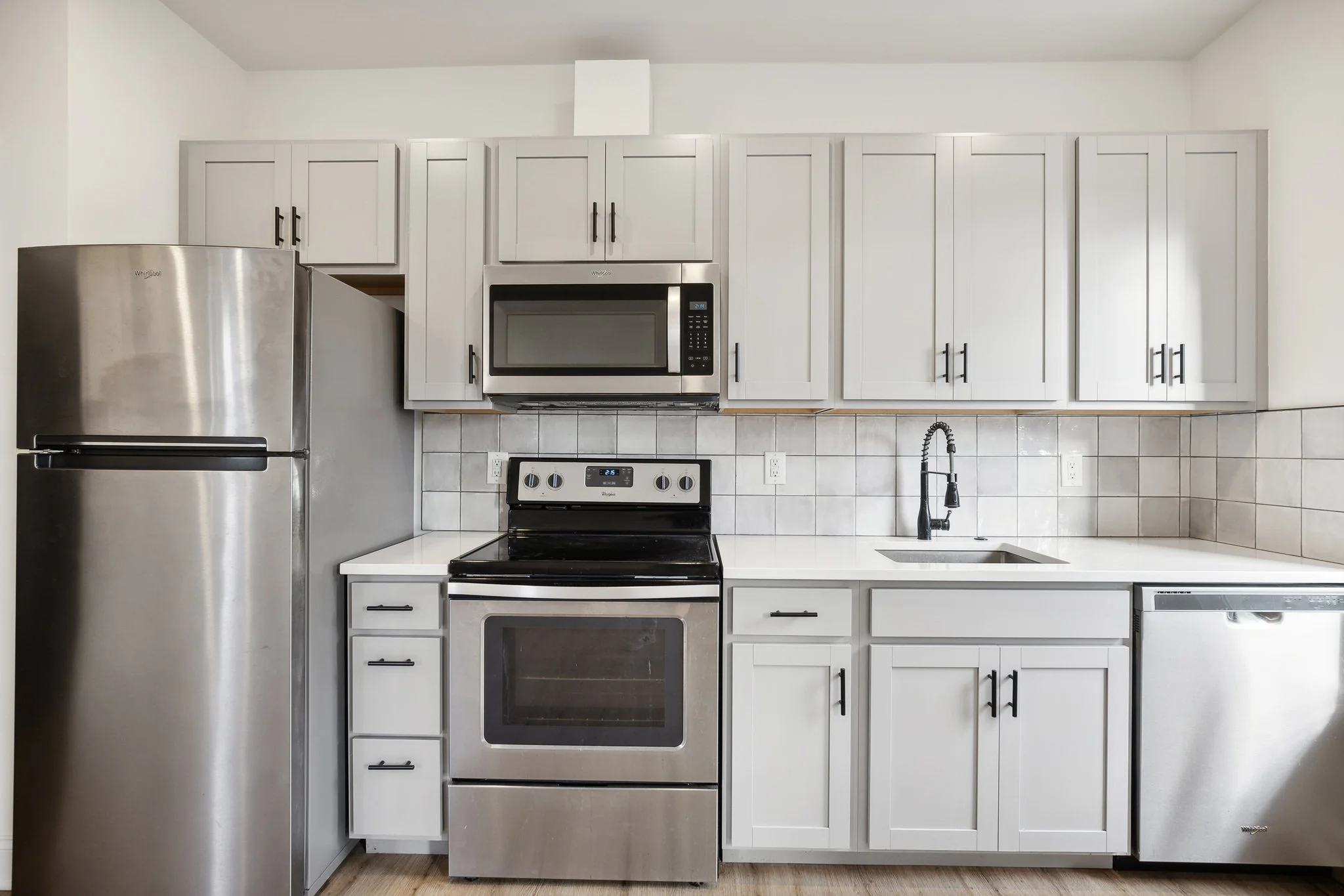 125_Sumac_St_Philadelphia_PA_19128_USA-Kitchen-DSC08997.jpg