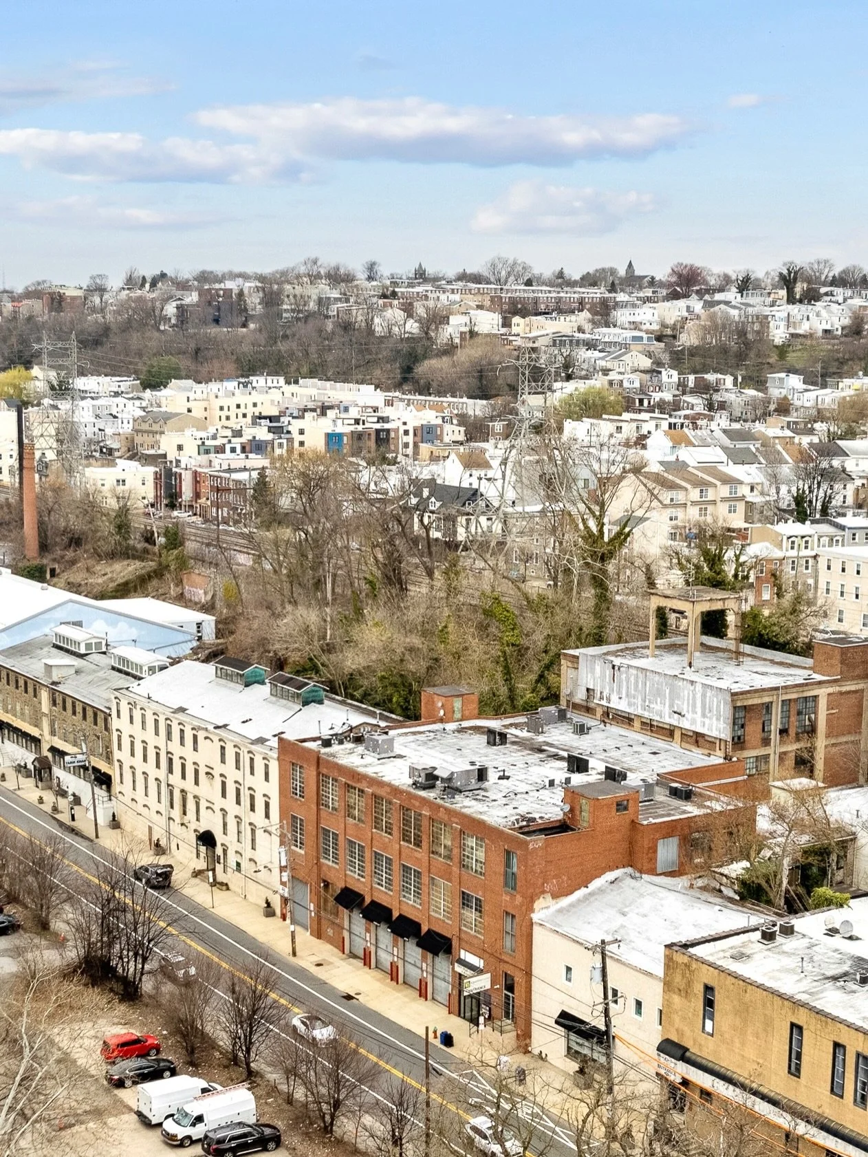 The space you need... Flex space for businesses, artists, storage, warehouse, and everything in between.⁠
⁠
This isn&rsquo;t your average commercial space. 3901 Main Street is a solid, functional building in the heart of Manayunk. Whether you need a 
