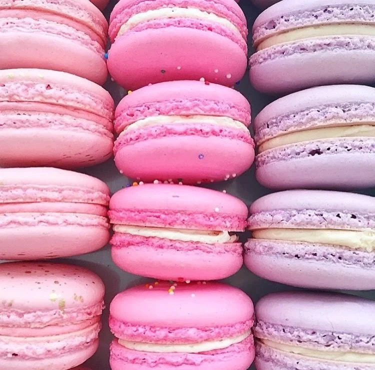 3 French macarons and 3 large sugar cookies. A smiley face, a butterfly, and a bow for girl dancers or a star for boy dancers!