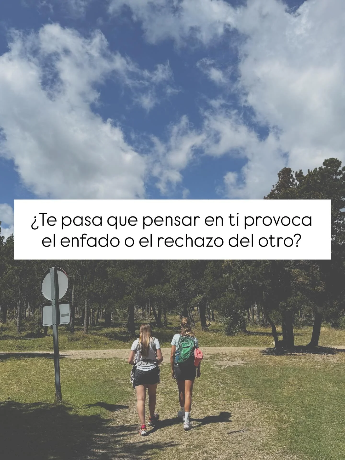 A veces las consecuencias de elegirte generan mucho dolor e incomodidad.
Y ambas sabemos que crees que no vas a poder sostenerlo.

Pero quiz&aacute;s no tienes que dar un paso atr&aacute;s.
Quiz&aacute;s simplemente tienes que aprender a sostener esa