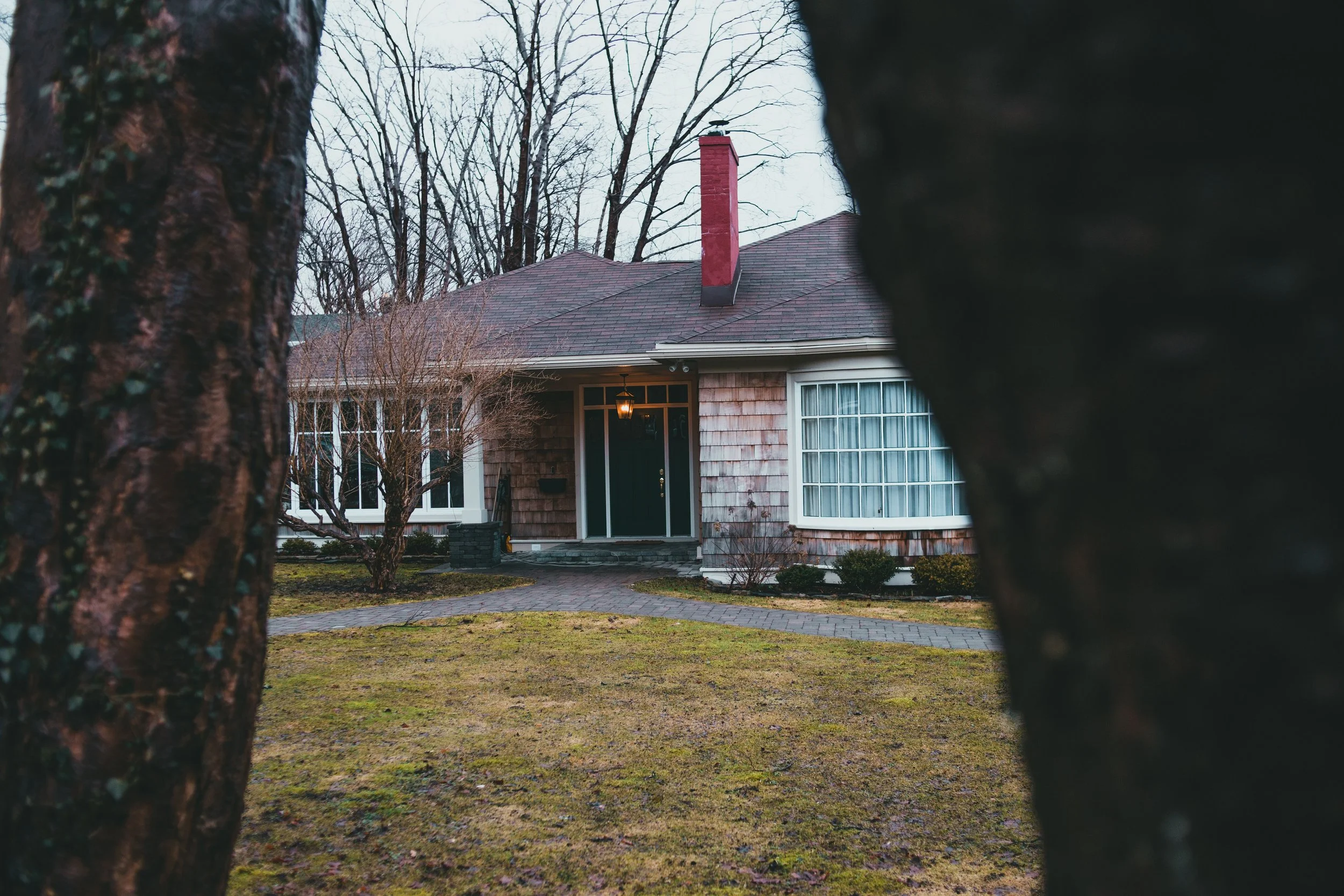Can I Keep the House in Divorce?