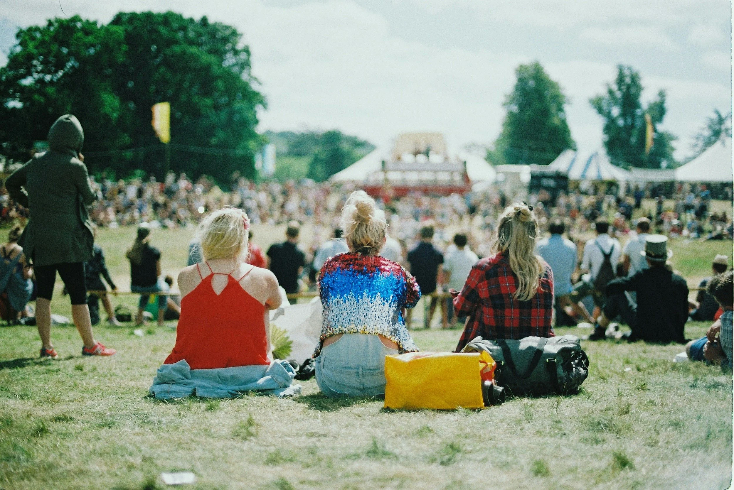 Sun, Sweat, and Good Hair Days: Your Festival Hair Survival Guide