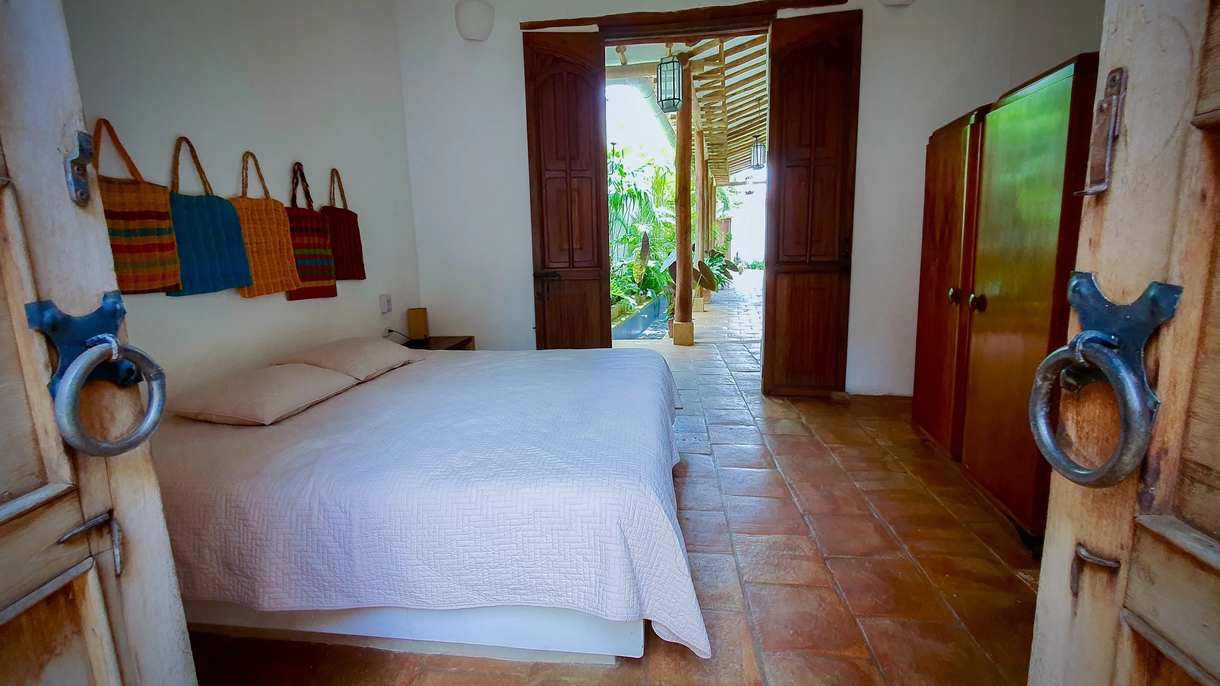 BARI FOT Cuarto_2 - 2.jpg