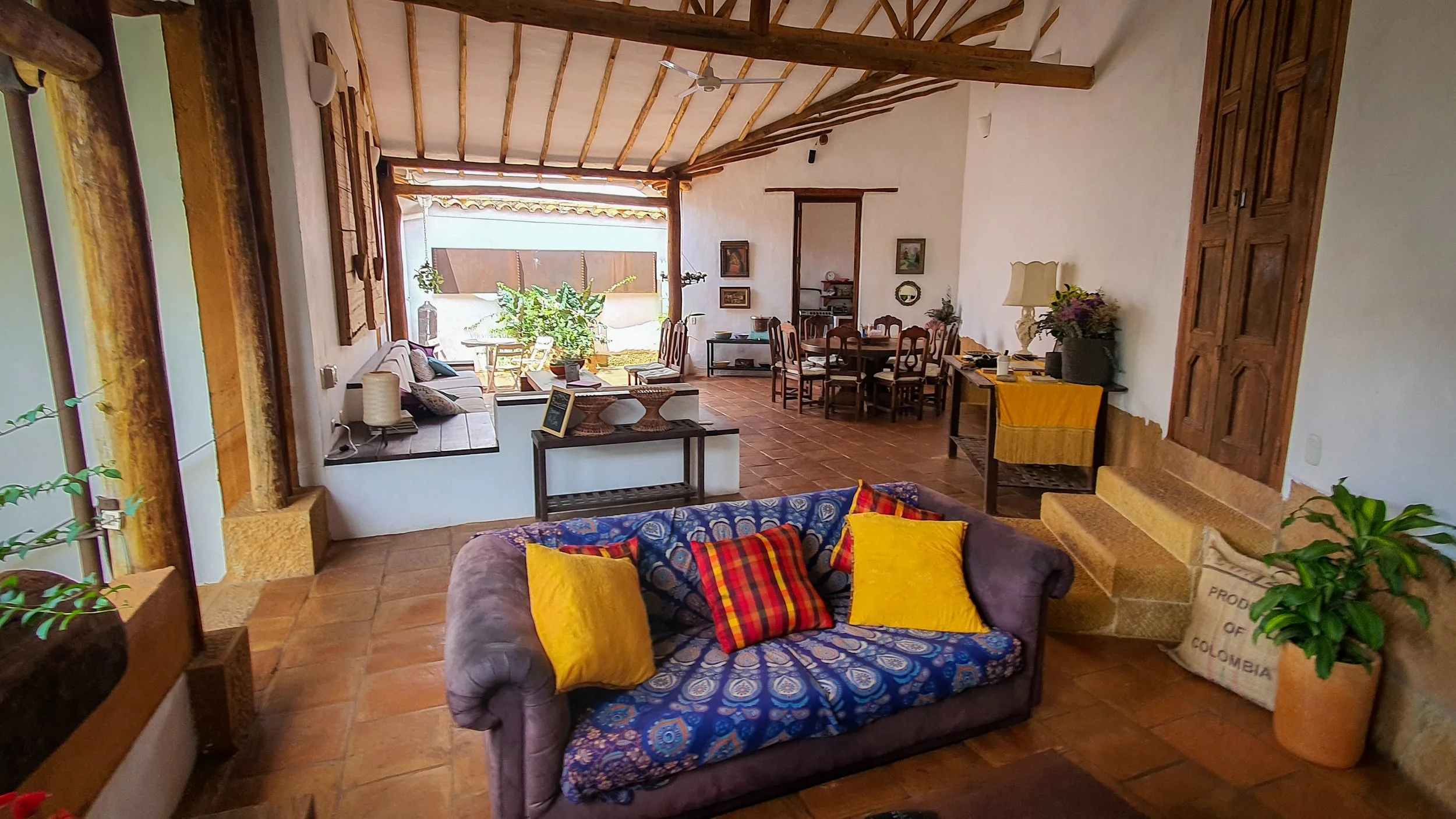 BARI FOT Zona_Social - 15.jpg