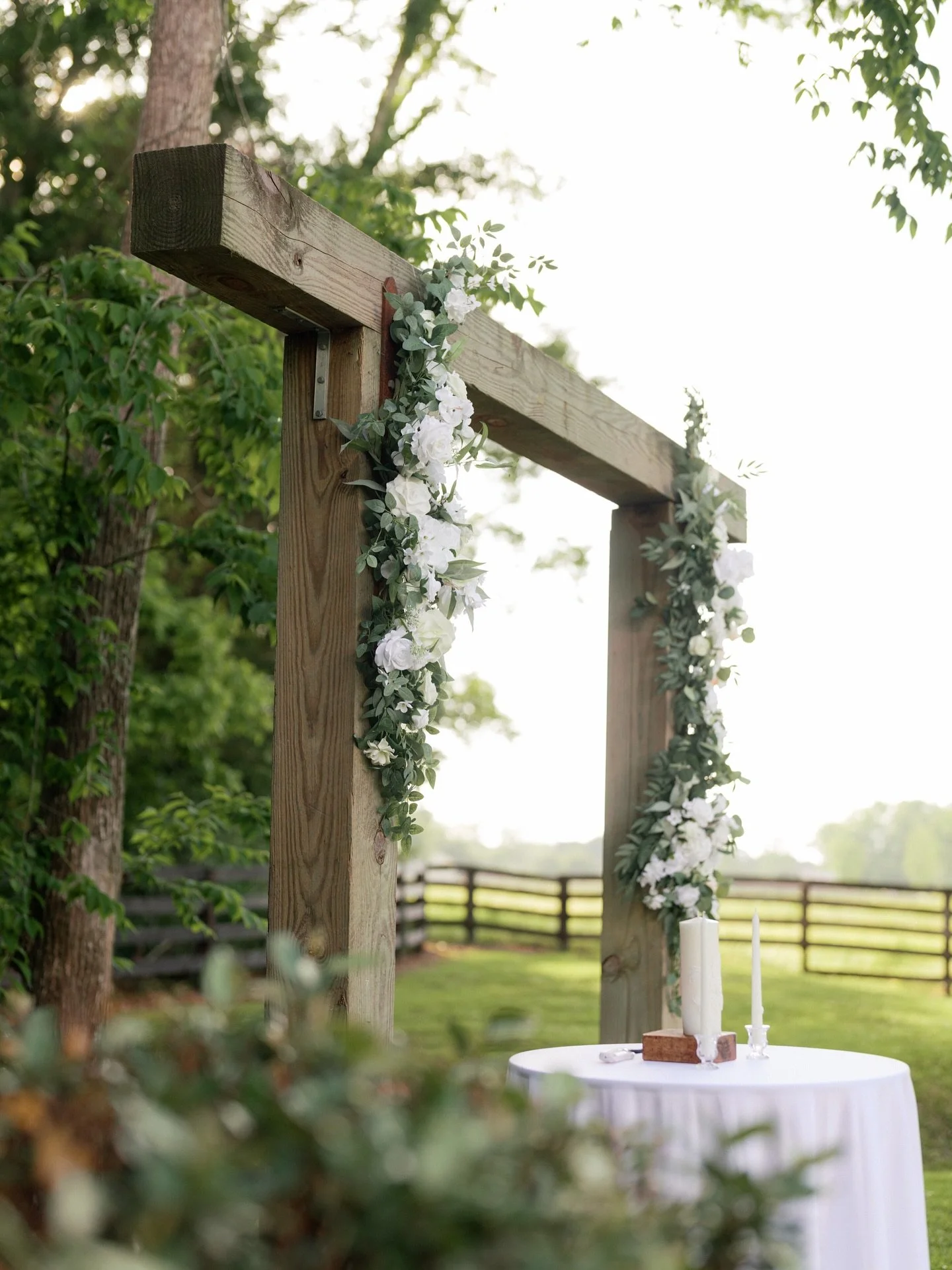 Always dream of an outdoor ceremony?!