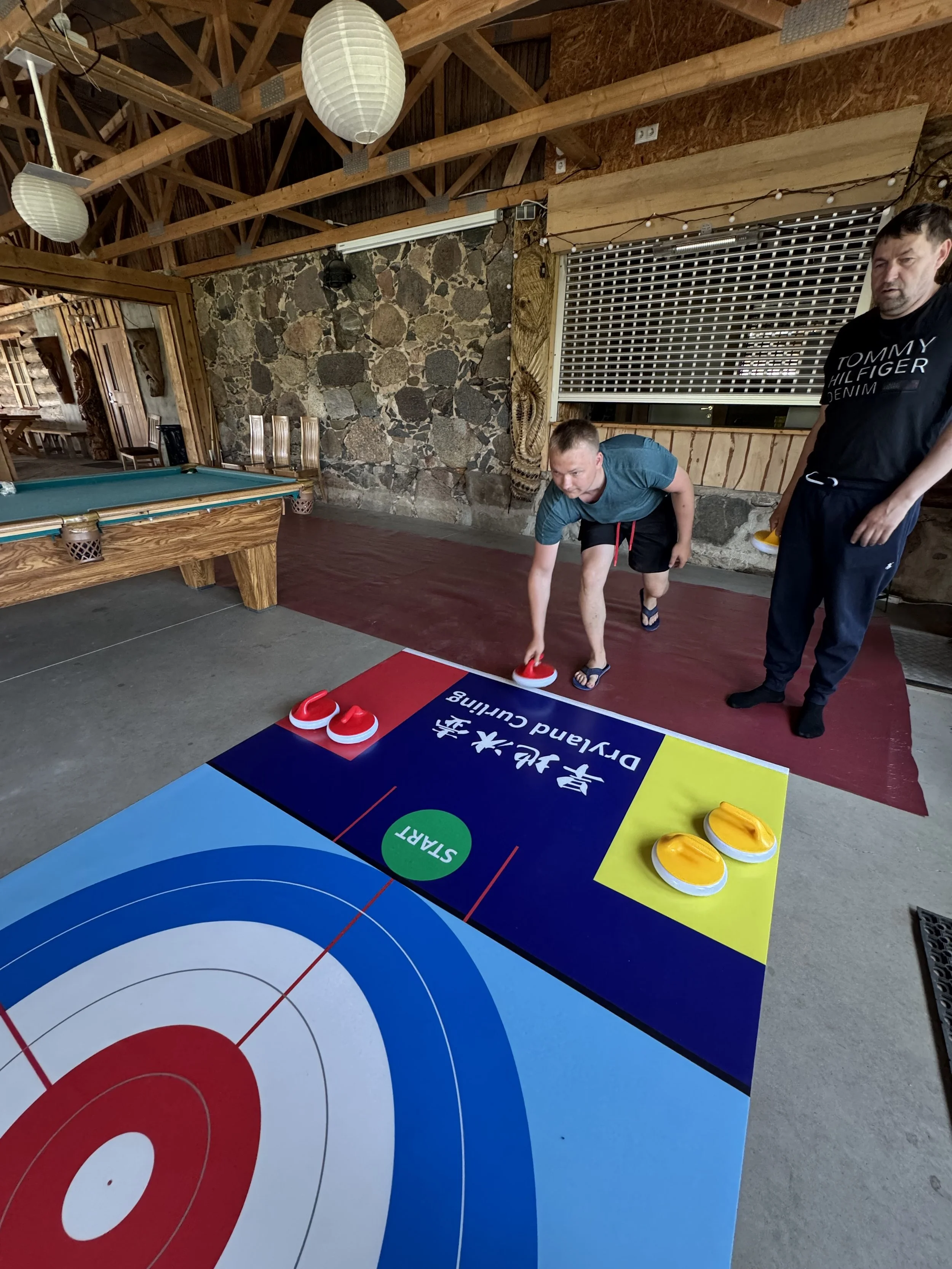 Täispuhutav jääkeegel (curling) | Meeskonnamäng sõpradele ja peredele