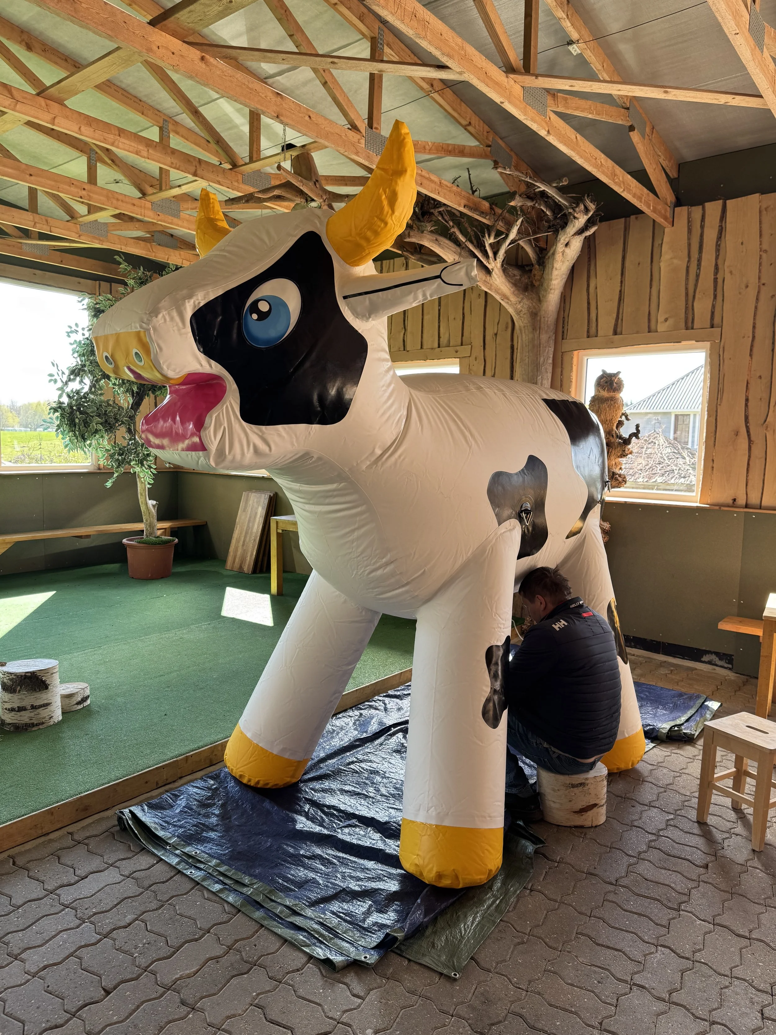 Lüpsilehma mäng | Lõbus taluteemaline atraktsioon lastele ja peredele