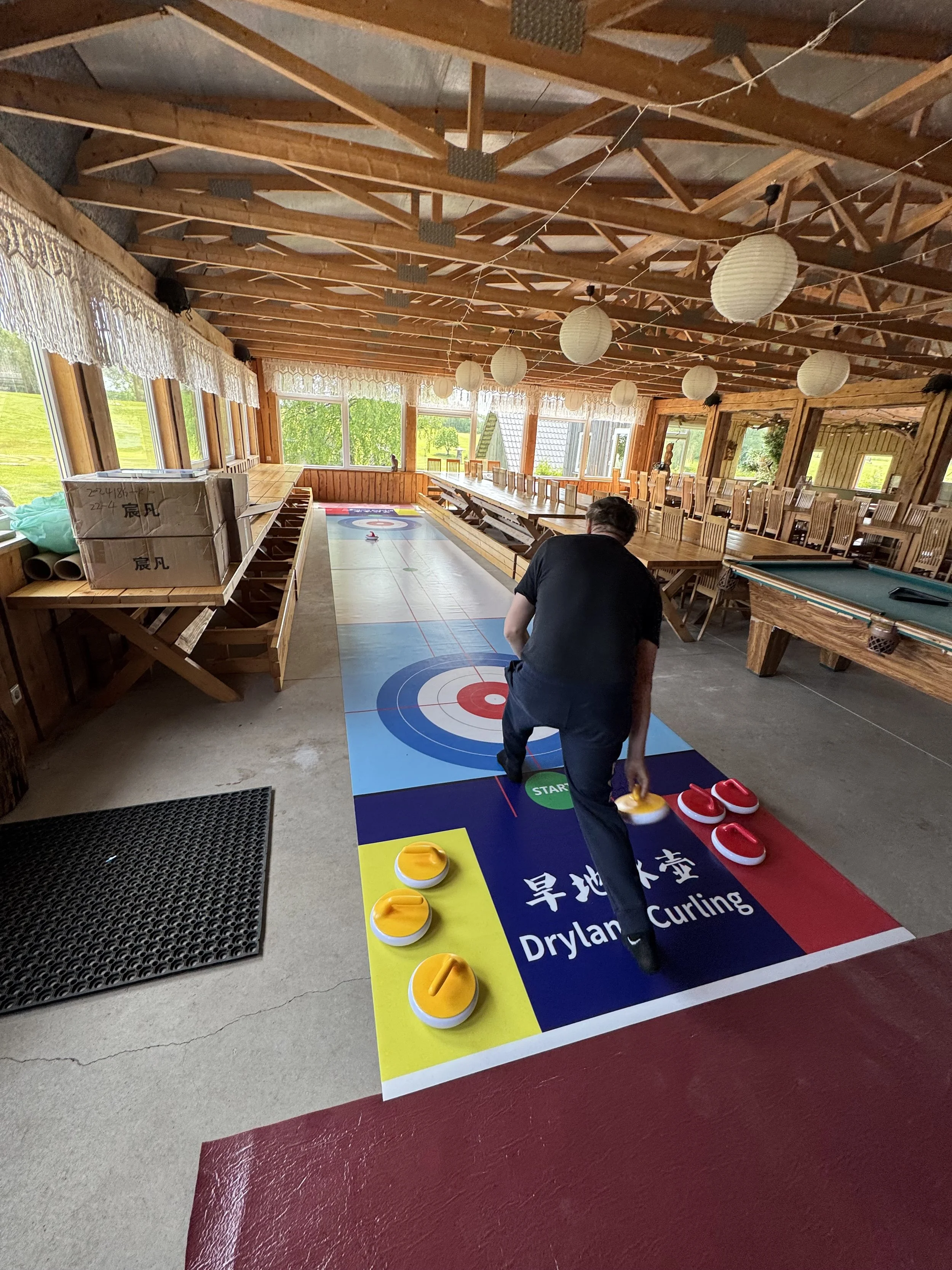 Täispuhutav jääkeegel (curling) | Meeskonnamäng sõpradele ja peredele