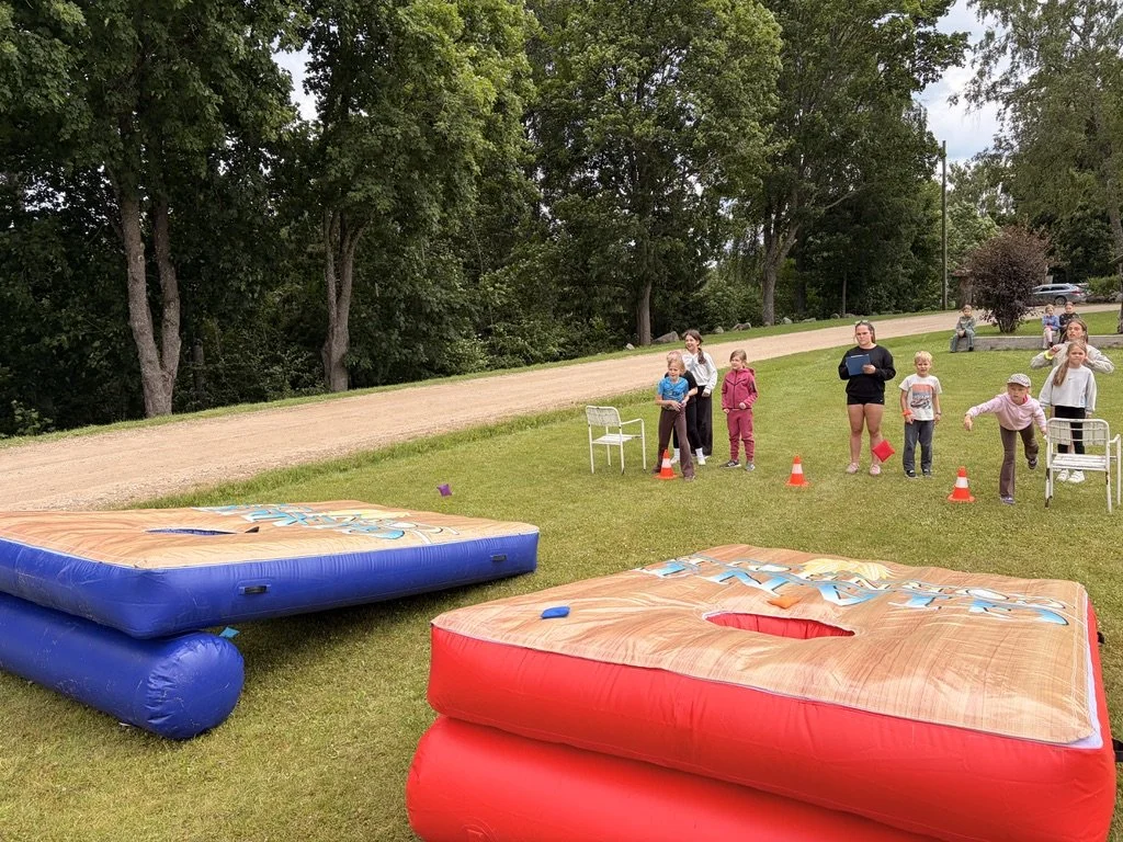 Corn hole mäng