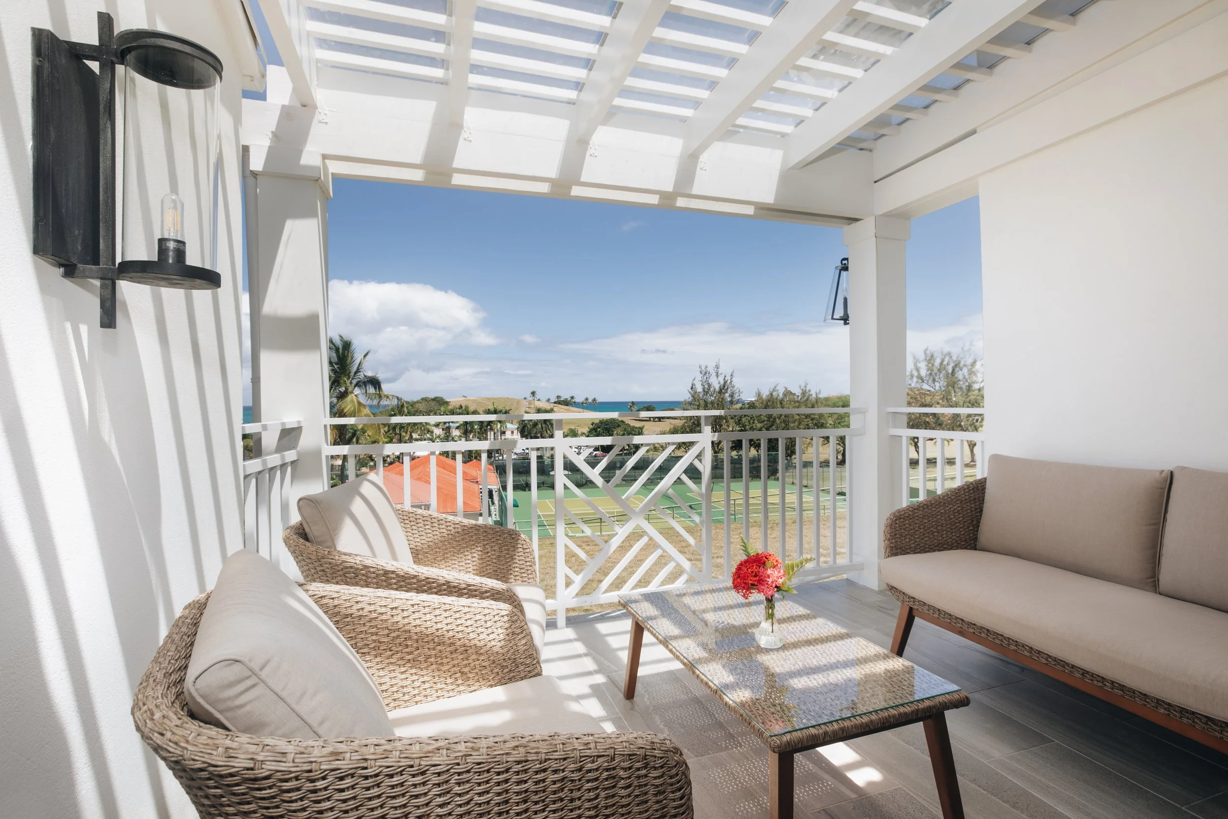 Deluxe Ocean View_Balcony.jpg