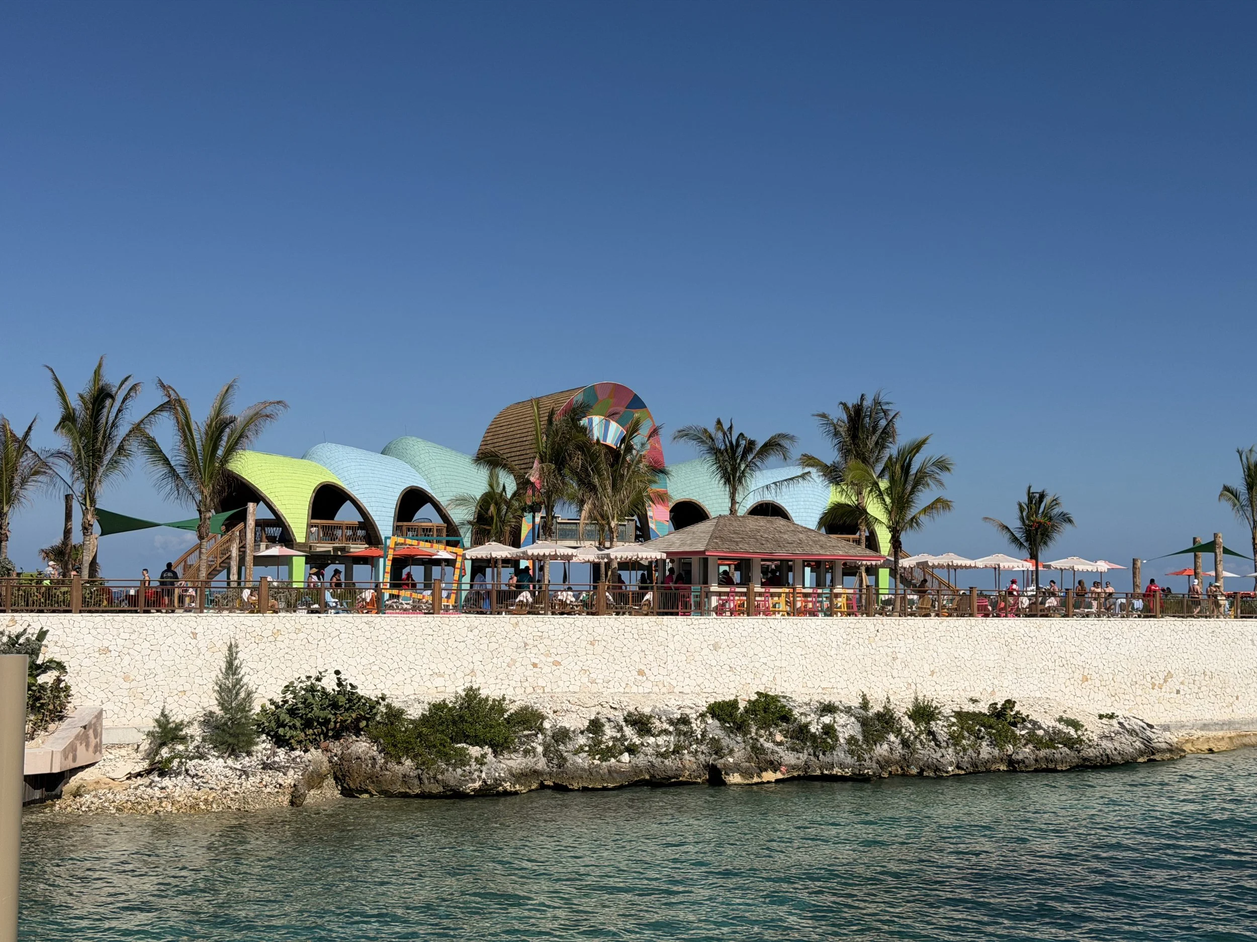 First Look at Royal Beach Club Nassau (Paradise Island): Party Cove, Food, Prices &amp; Is It Worth It?