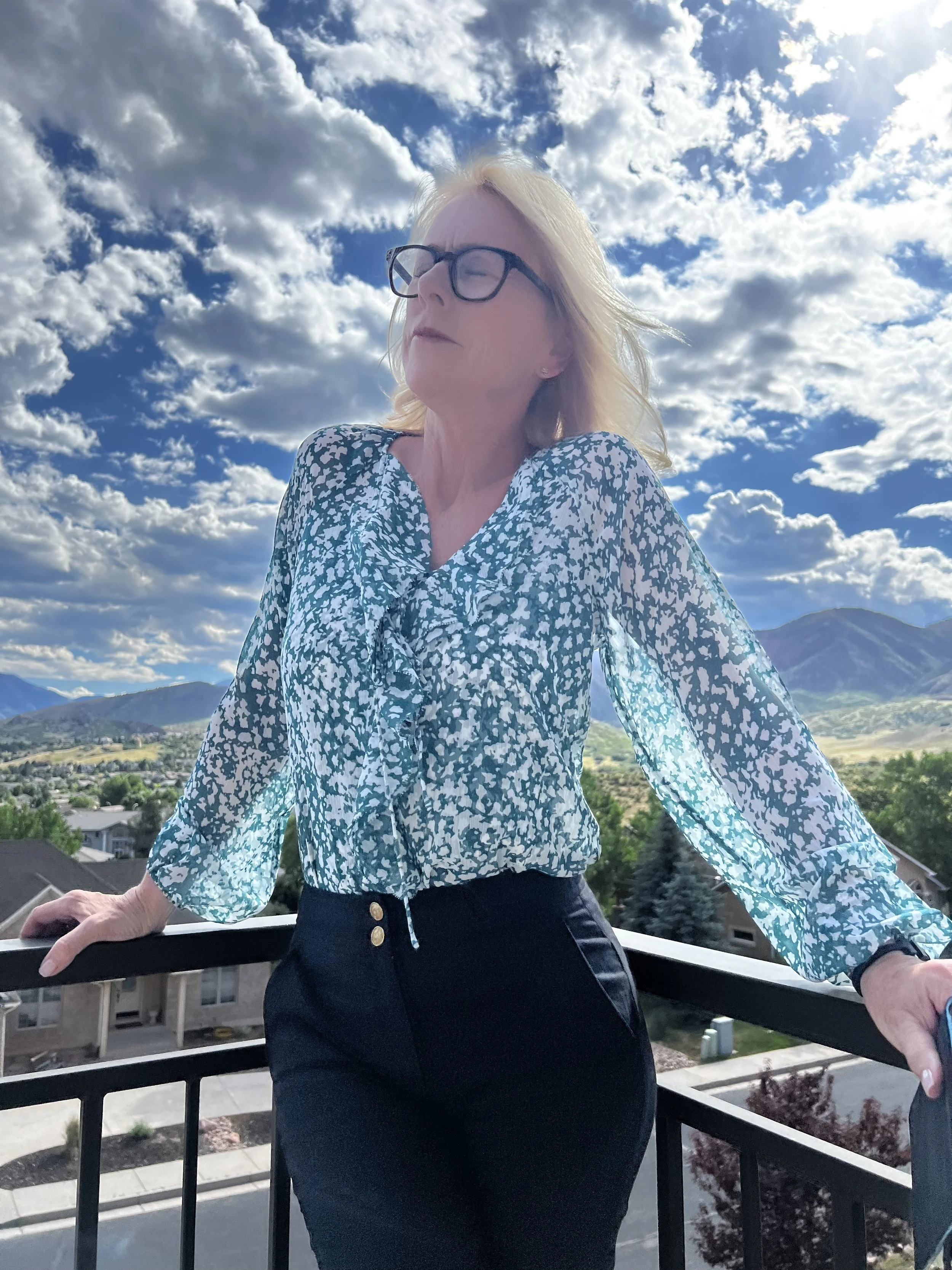 COMFORT. STYLE. CHIC.