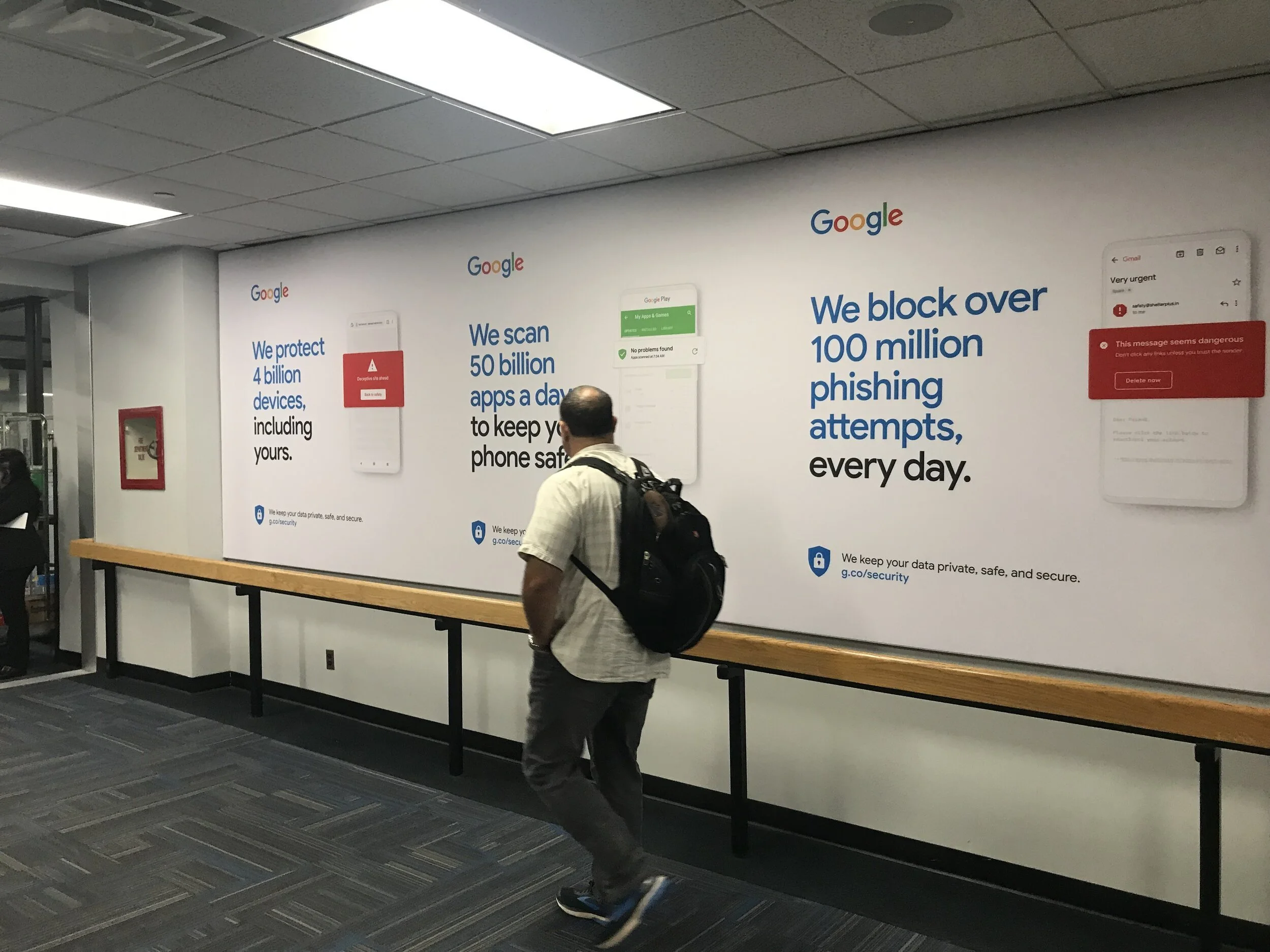 Google Airport OOH