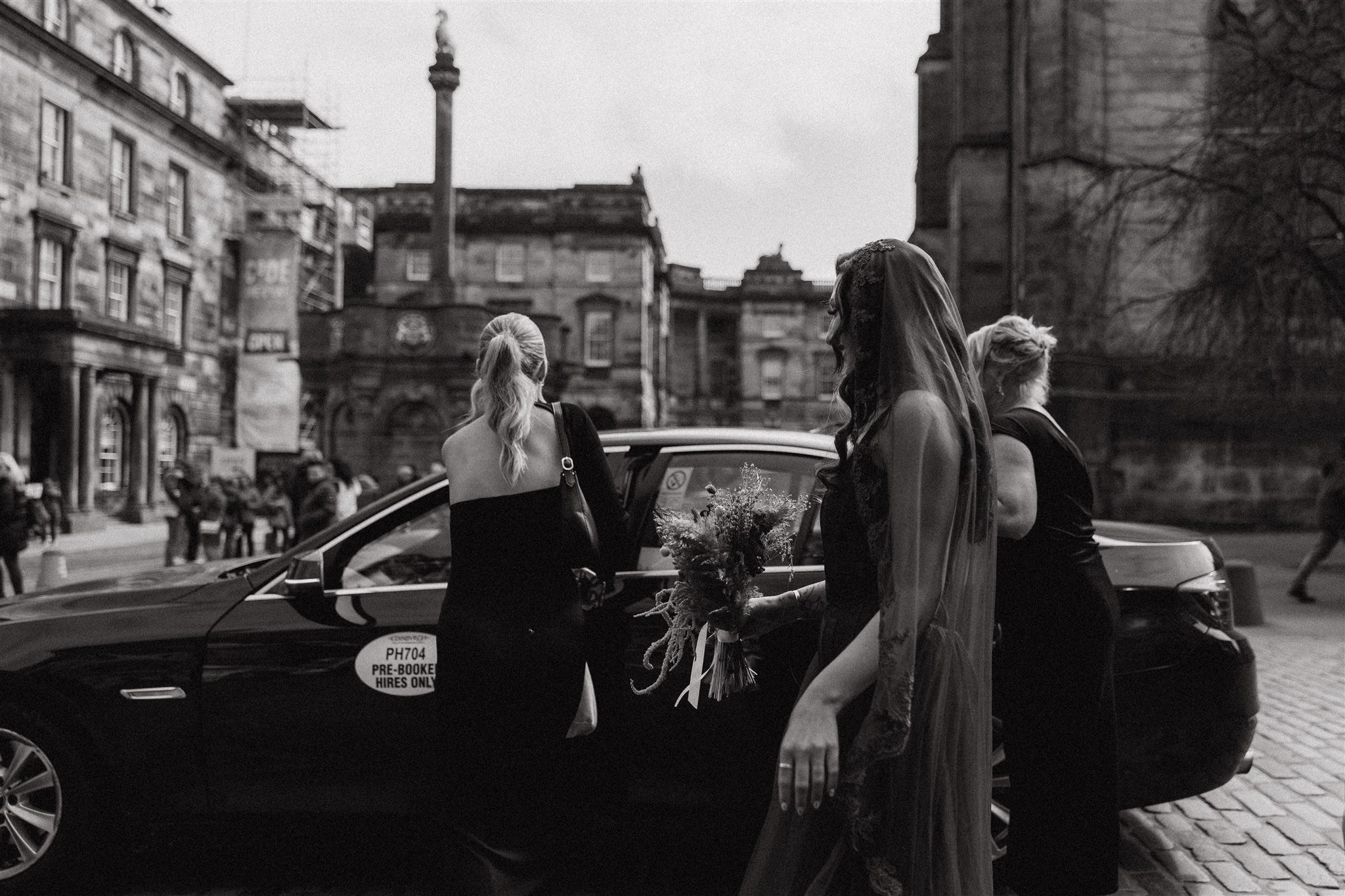 Edinburgh-wedding-city-chambers