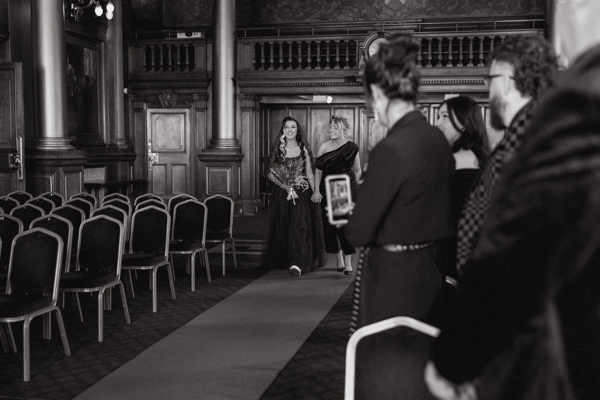 Edinburgh-wedding-city-chambers