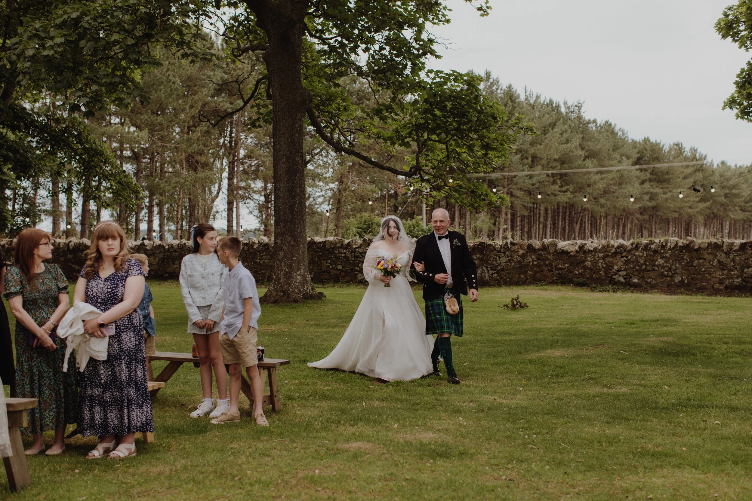 tradition-Edinburgh-weddings