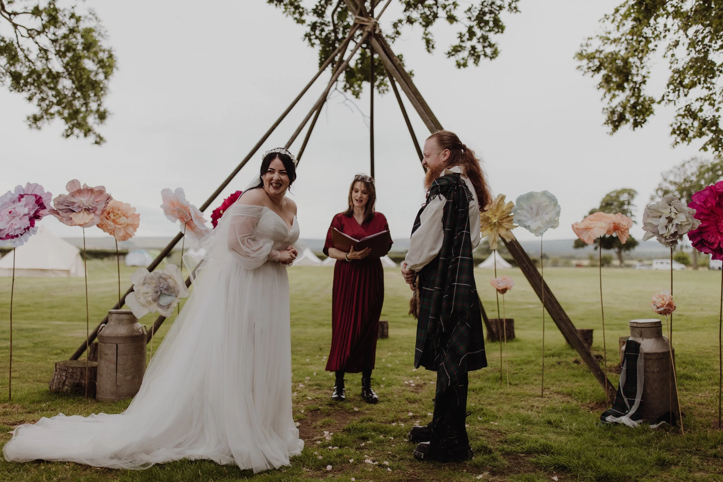 tradition-Edinburgh-weddings