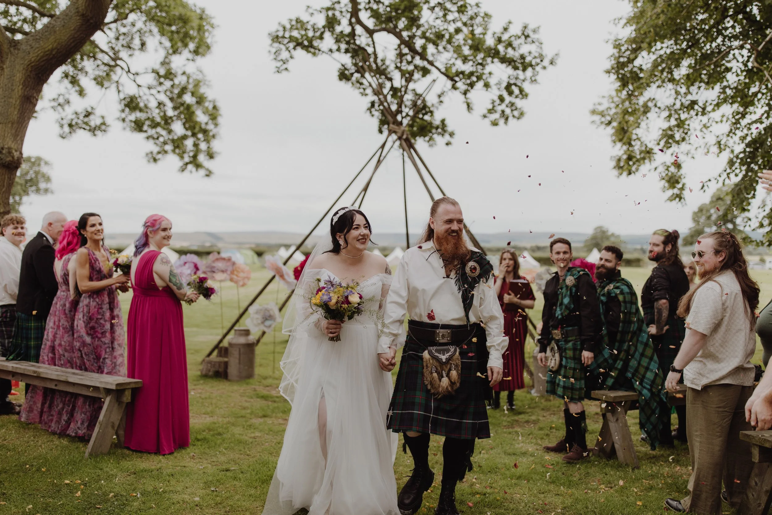 tradition-Edinburgh-weddings