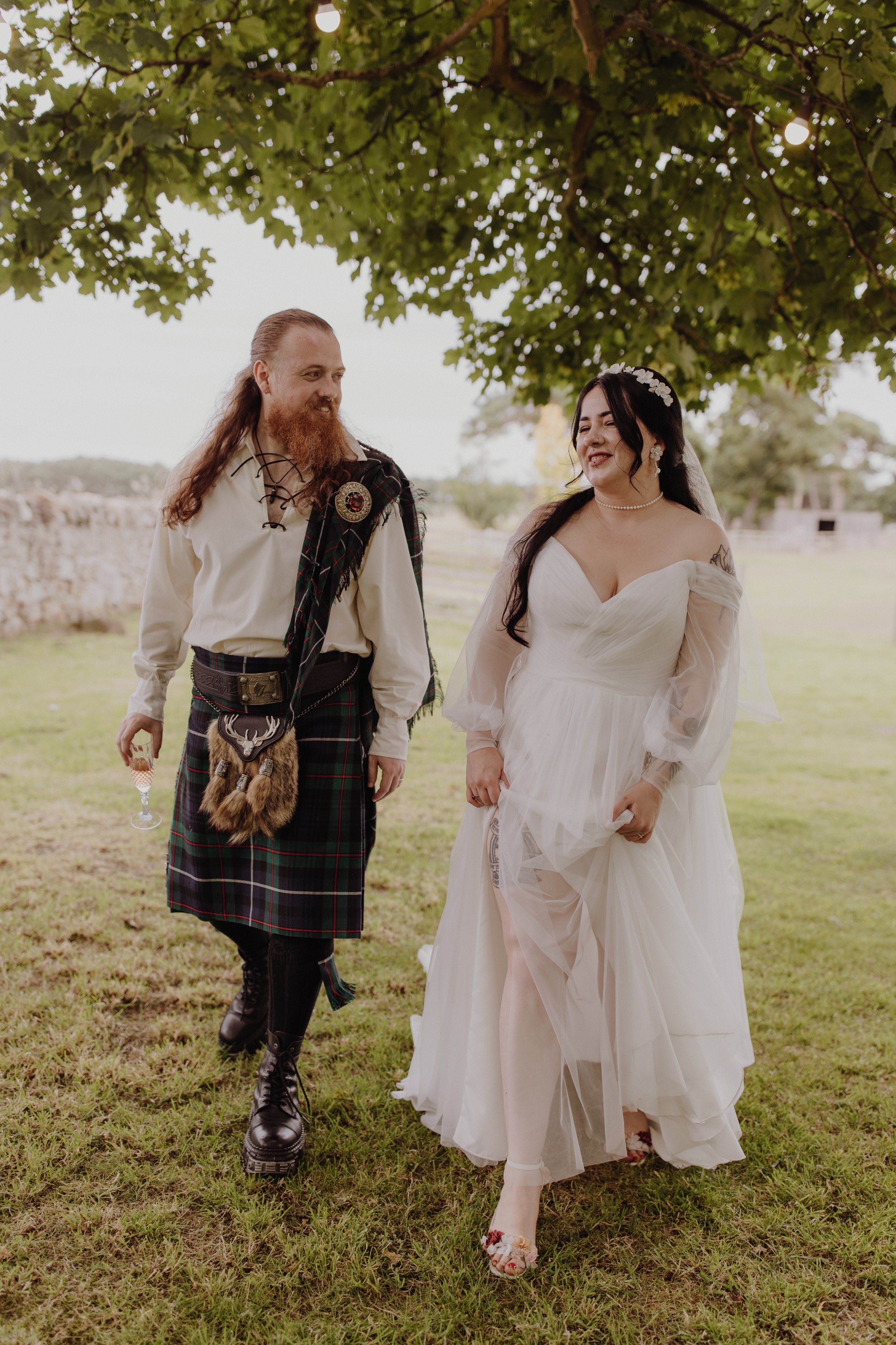 tradition-Edinburgh-weddings