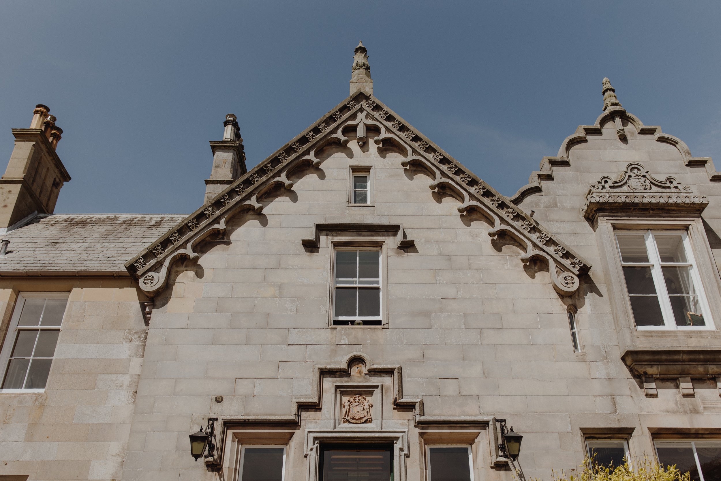 wedding-at-netherbyres-house