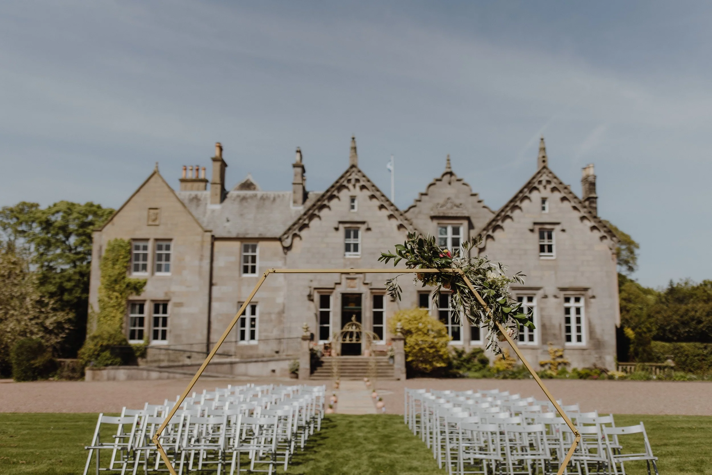 wedding-at-netherbyres-house