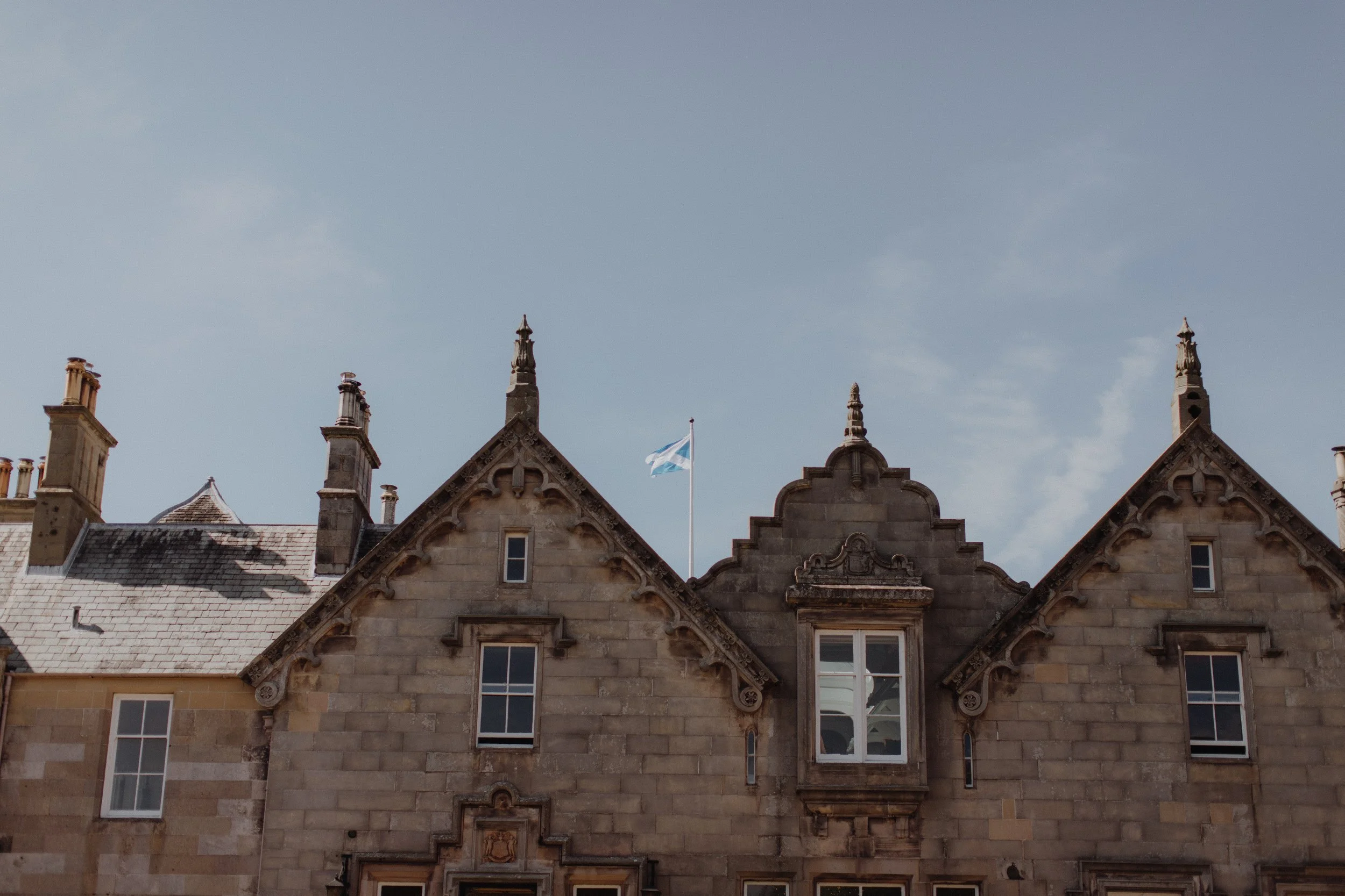 wedding-at-netherbyres-house