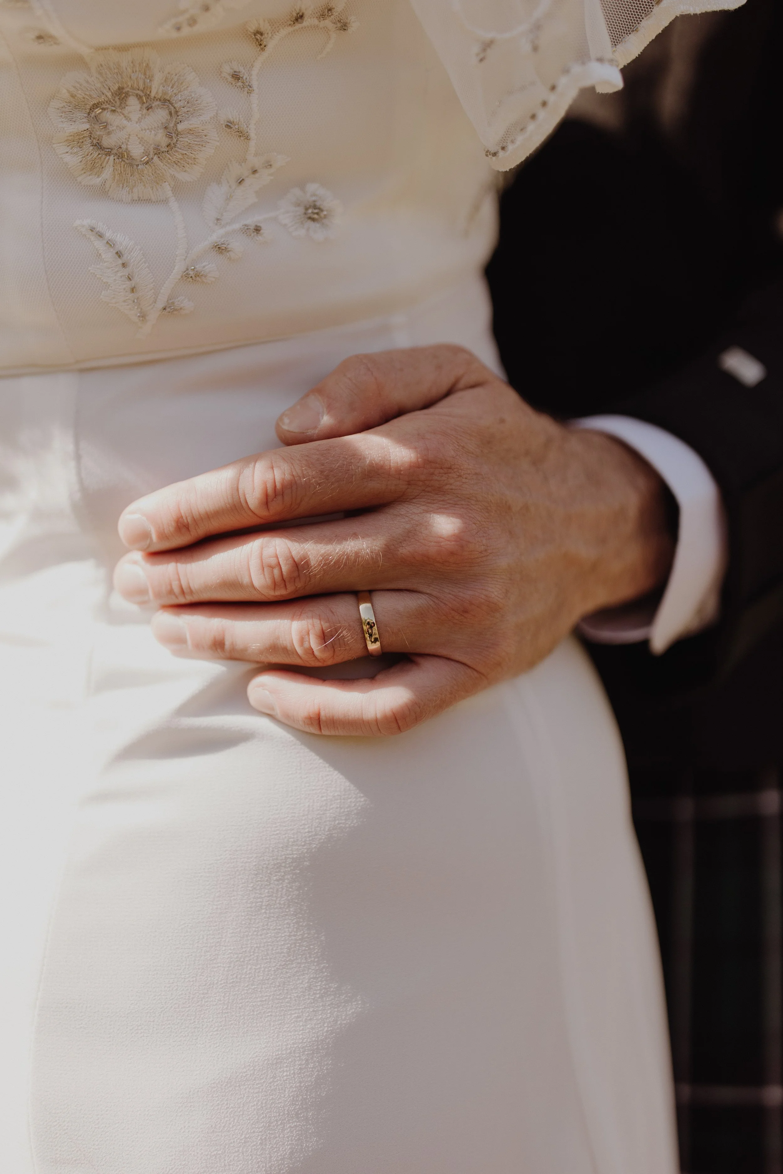 wedding-at-netherbyres-house