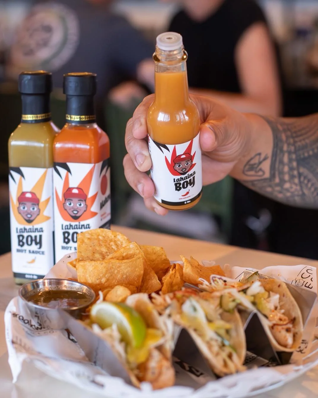 When the sauce comes out, you know it&rsquo;s serious. Grab some tacos and pick your heat level: Laid Back (Mild), Akshen (Medium) or Scrappa (Hot) 🥵💥 Reserve your table today!

#LahainaBoyHotSauce #CocoDeckLahaina #TheKitchenAssassin
