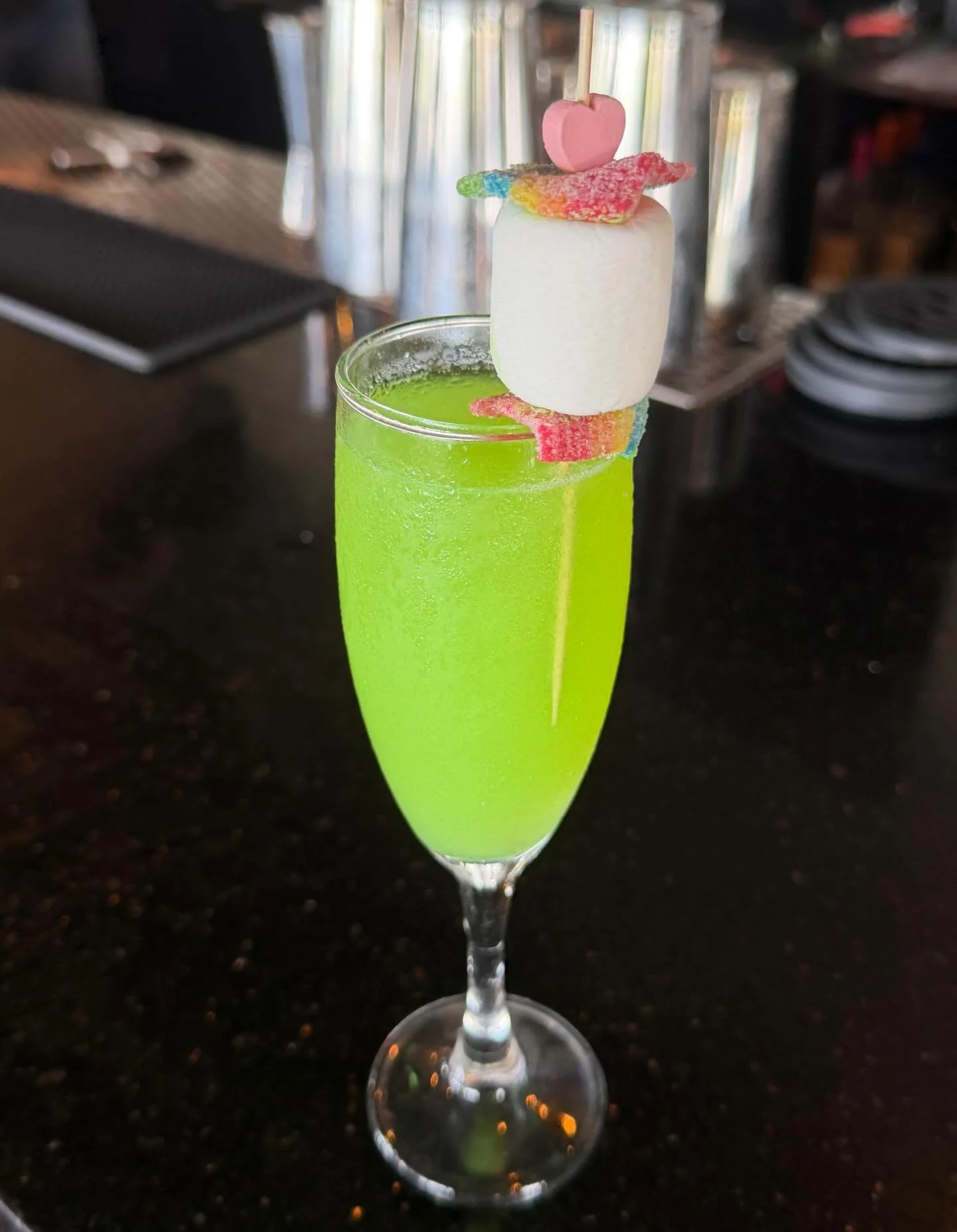 Our Molly Malone Mimosa is pouring all St. Patrick&rsquo;s Day long&hellip; Prosecco, OJ, &amp; a shimmer of green glitter just for luck! 🍀✨

See you at Coco Deck 🥂