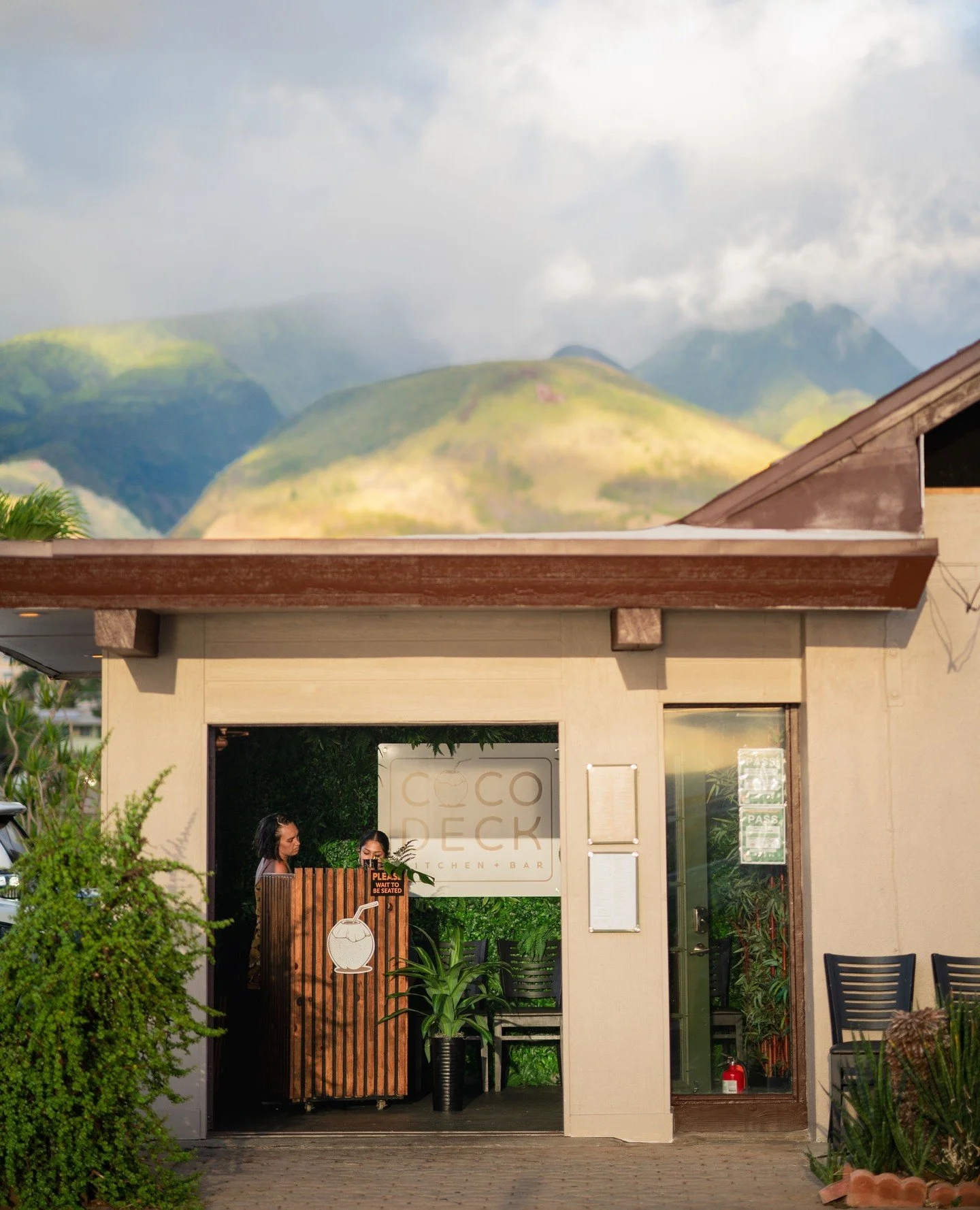 The West Maui Mountains giving you a warm welcome on your way into the weekend ⛰️⁠ Maui views, outstanding drinks, and even better company waiting inside🍹