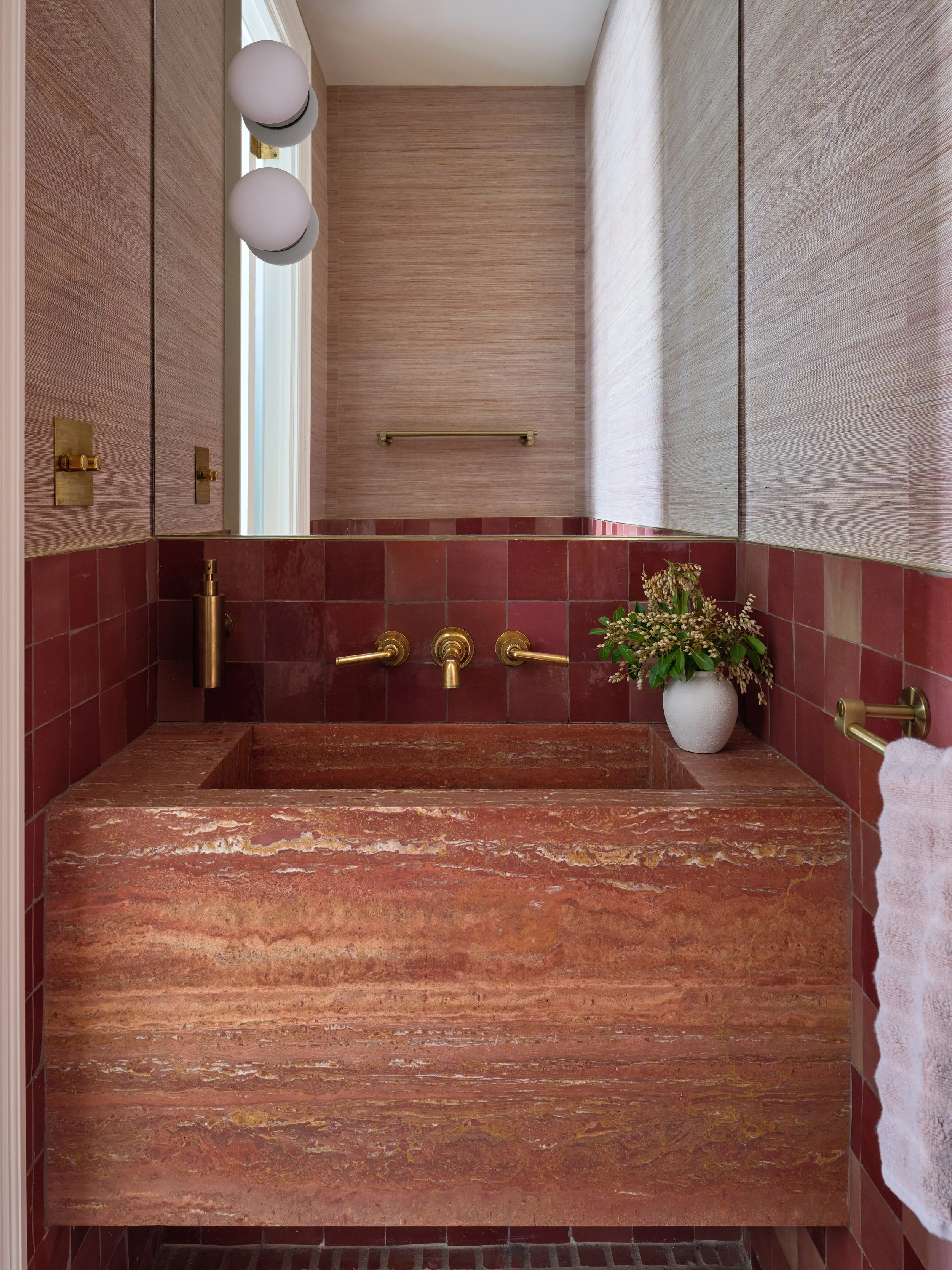 4.16.25 Lyons Studio_480 1st St_Web_35.jpg