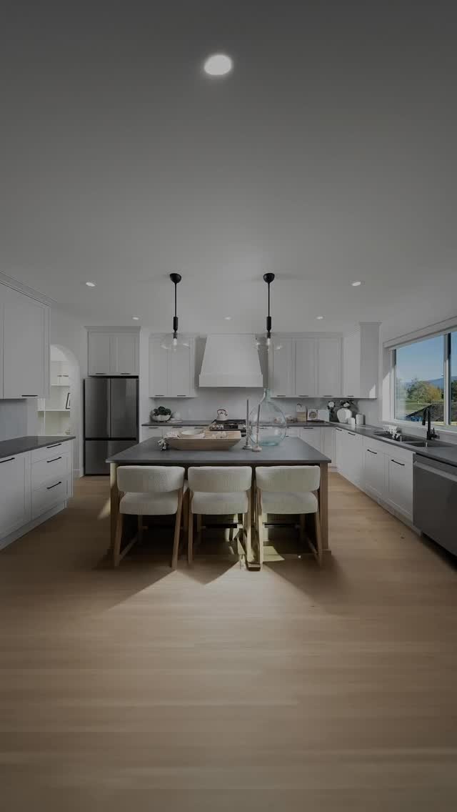 🚨ATTENTION CALGARY REALTORS!🚨
We now offer our state-of-the-art Real Estate Marketing Services in Calgary.
Book any Package ⬇️ and receive 5 complimentary Aerial Photos!
$399
Photos + Video
Photos + iGUIDE
Photos + Matterport -——&md