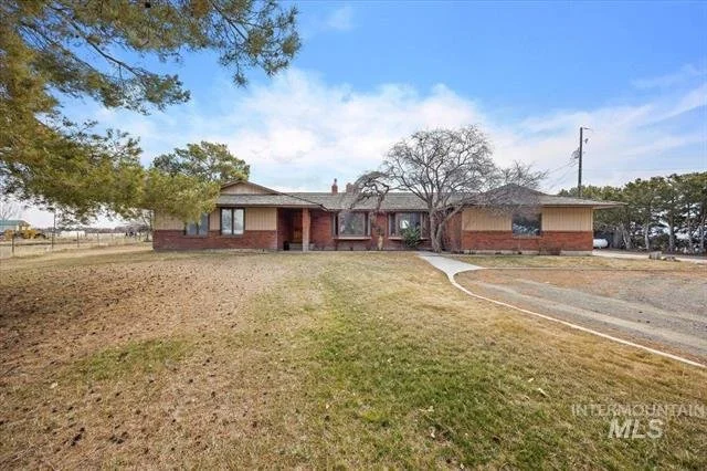 1846 S 1800 E - Gooding