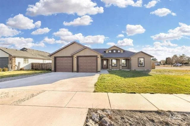 113 Riverview Dr - Shoshone